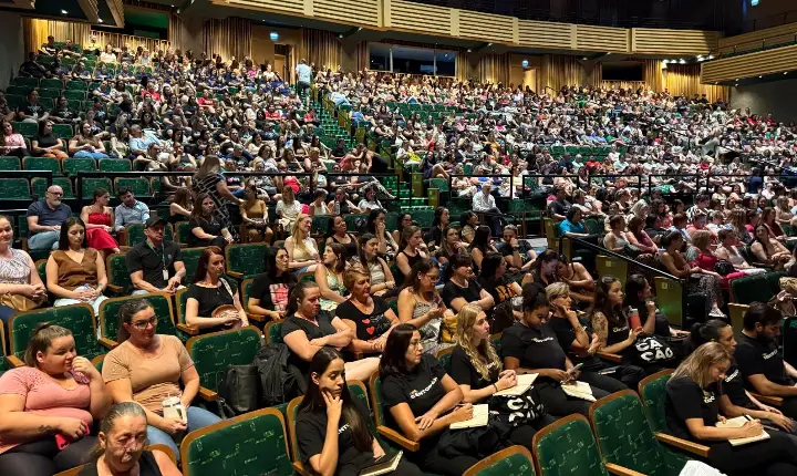 Estância Velha abre ano letivo com Seminário de Educação e reúne cerca de mil profissionais da rede municipal