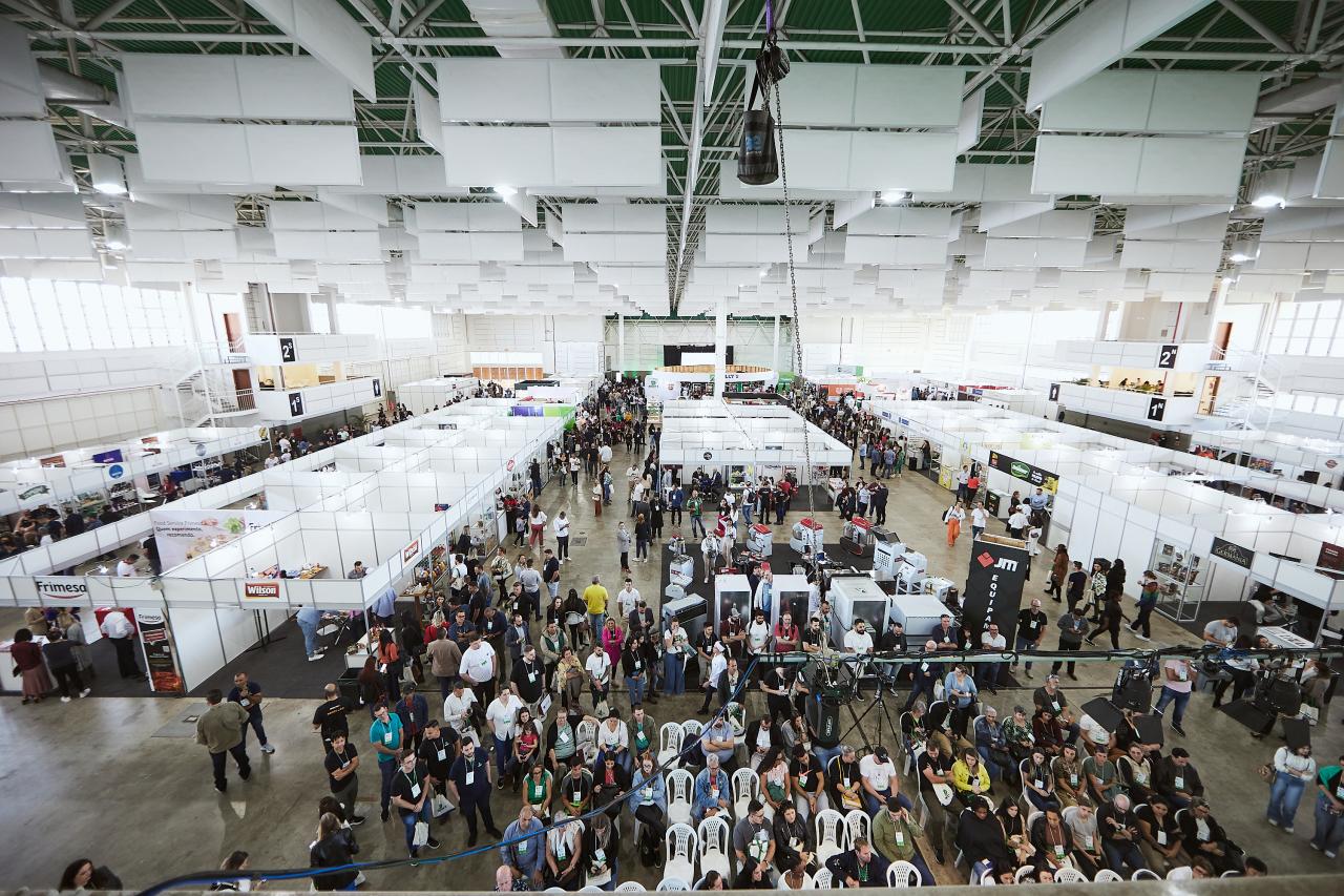 Empresa de alimentos de Estância Velha realiza Delly´s Food Show na Fenac