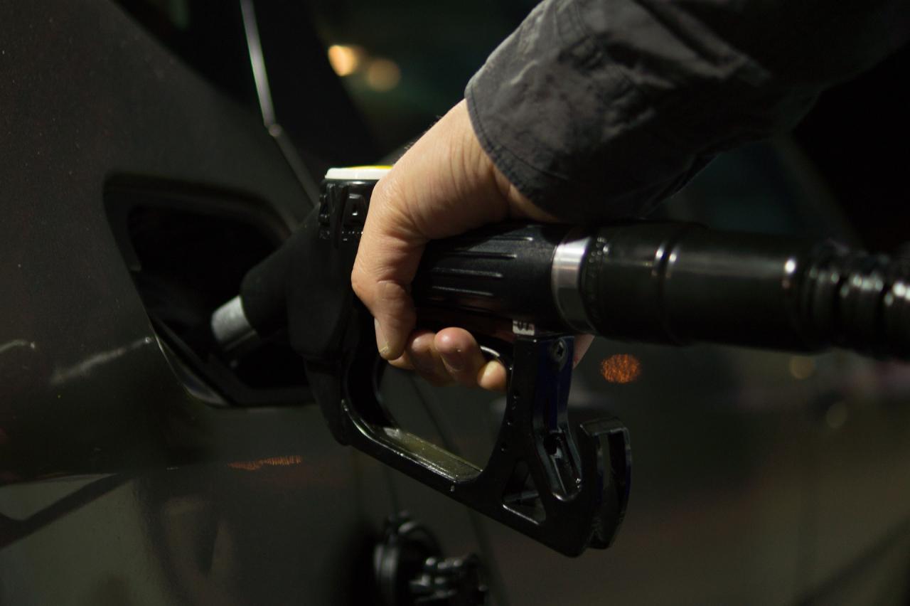 Petrobras anuncia aumento de R$ 0,41 no preço da gasolina e de R$ 0,78 no diesel