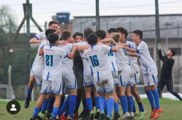 Sub 15 e Sub 17 do FC Estância Velha são semifinalistas do Gauchão Sulicampe