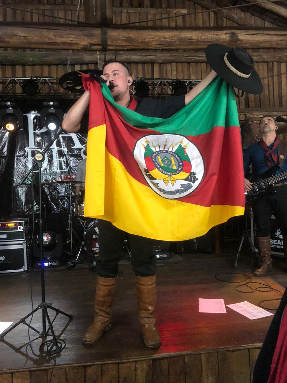 Baile de abertura da Semana Farroupilha