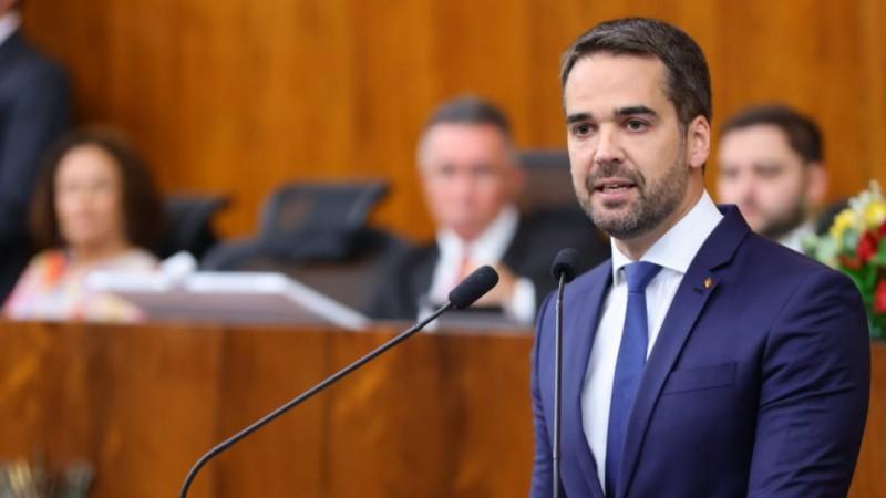 Decisão judicial afasta Eduardo Leite da presidência do PSDB