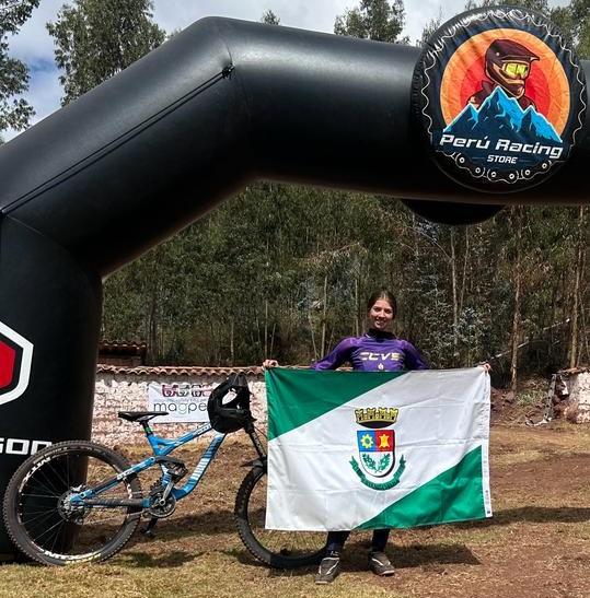 Larissa Luz é campeã Pré-Panamericana no Peru