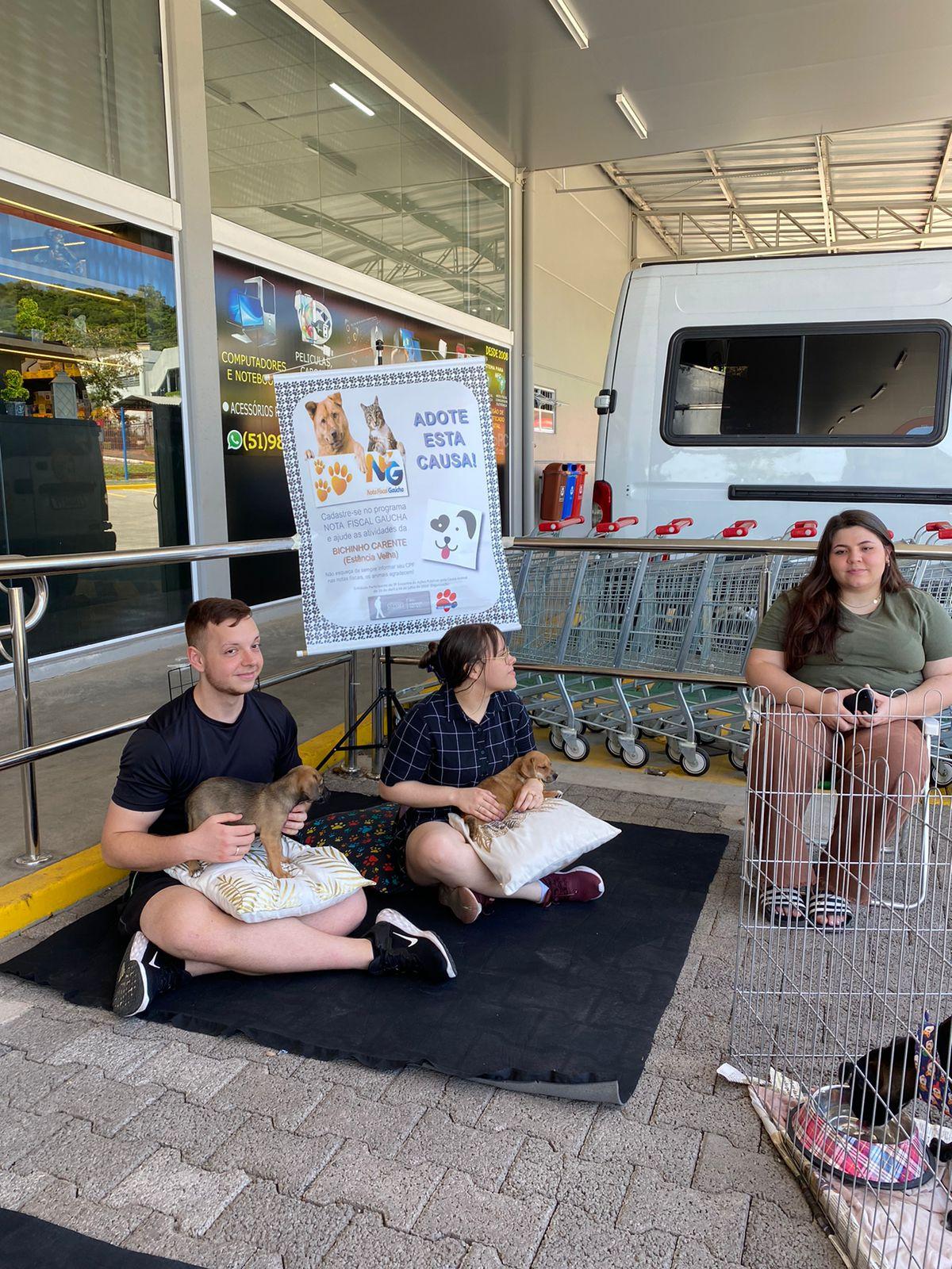Feira de Adoção de Pets repete parceria Rissul e Bichinho Carente