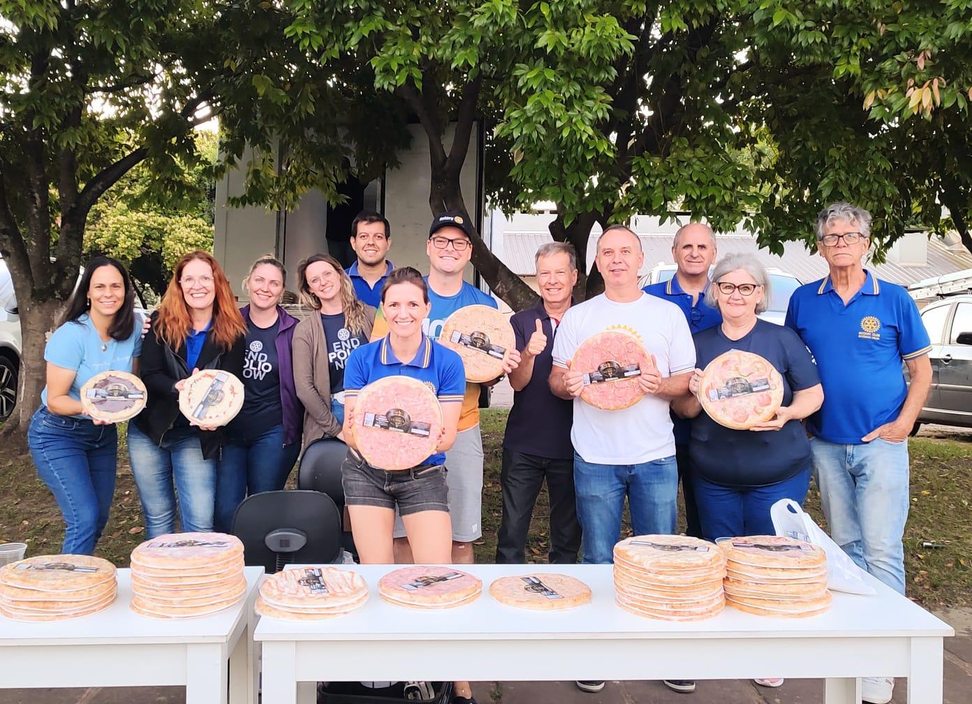 A ação de pizza do Rotary Club  foi um sucesso