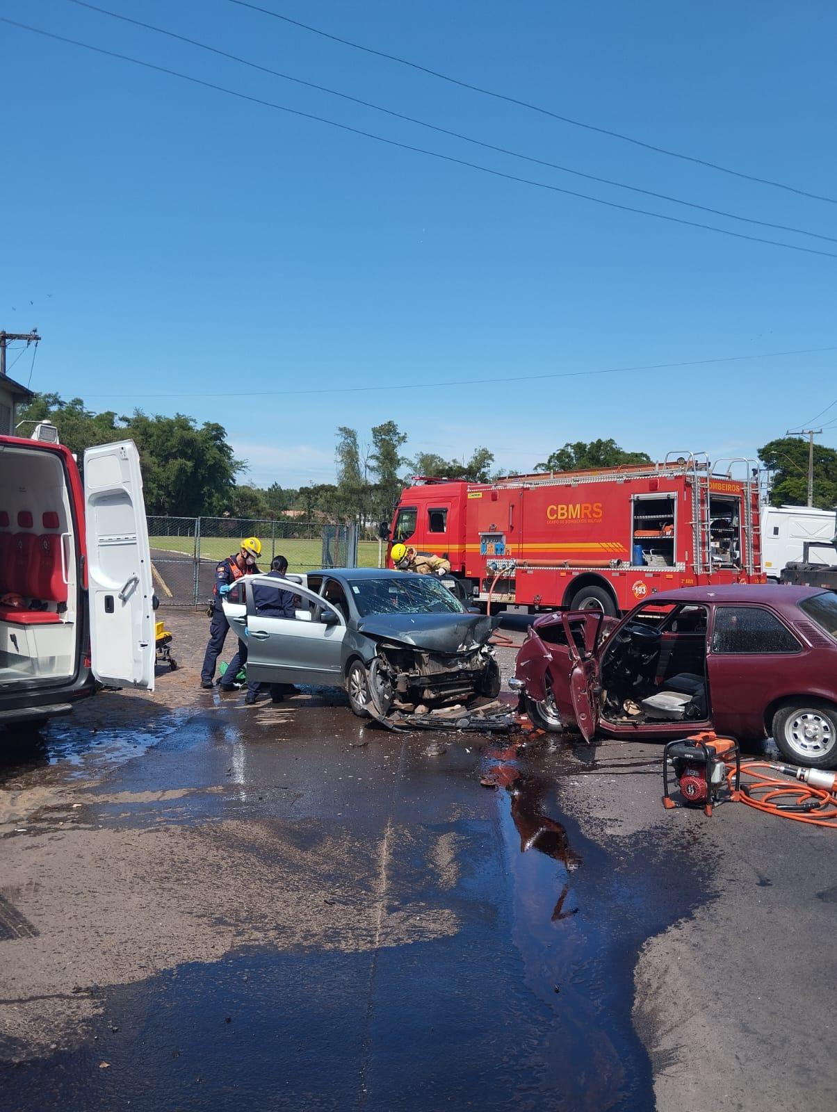 Grave acidente no Campo Grande deixa quatro feridos