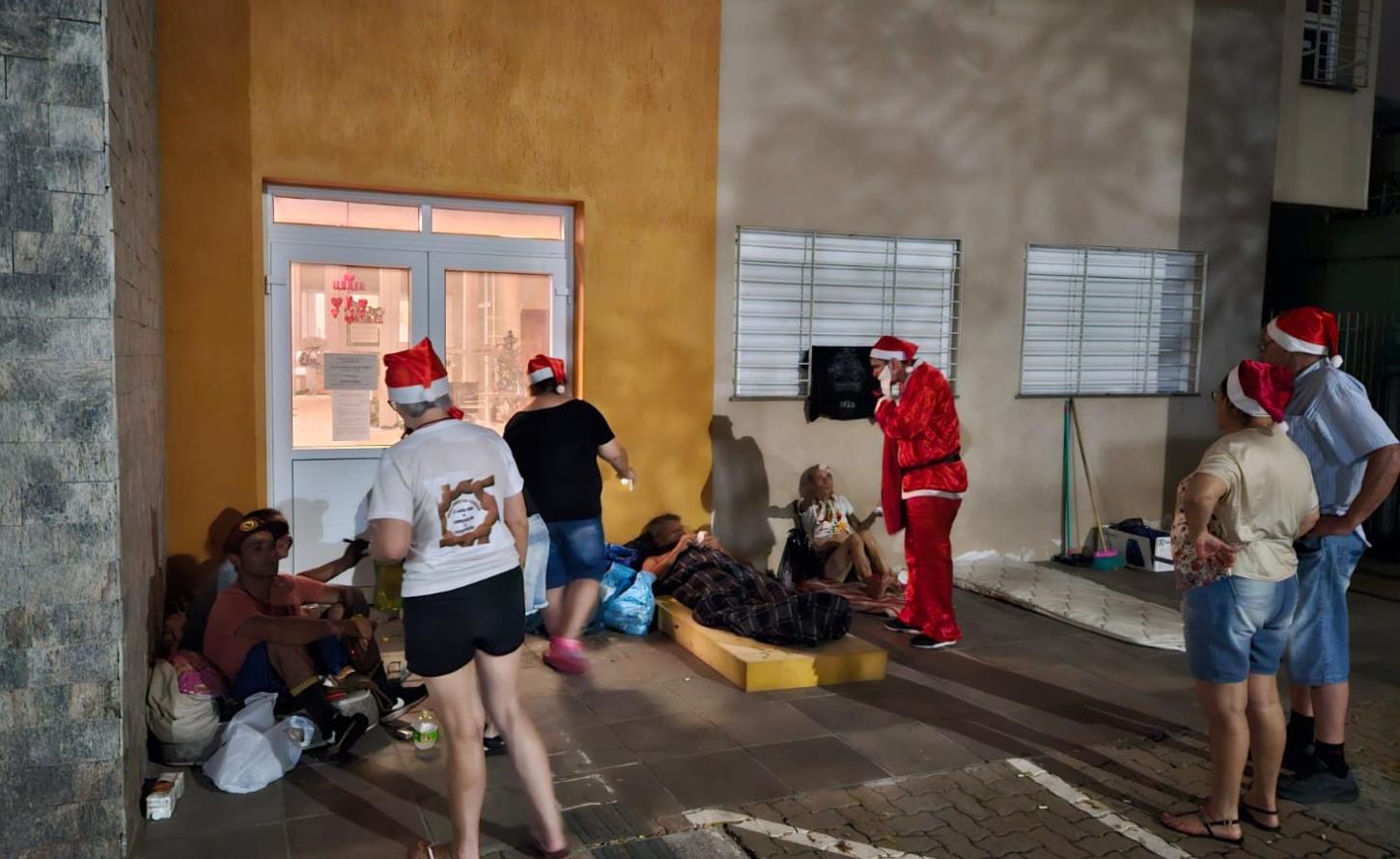 Natal com carinho e caridade
