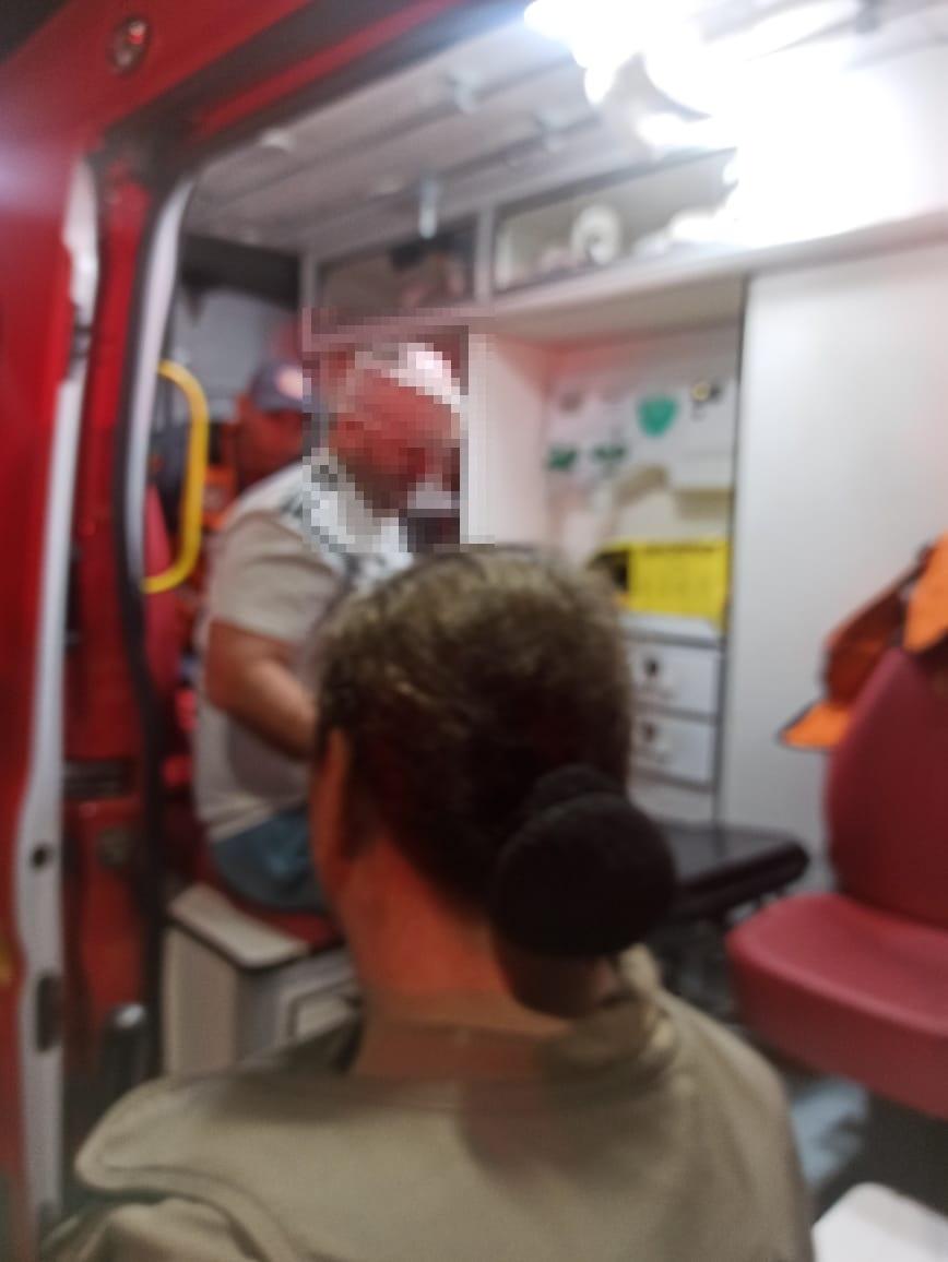 Briga generalizada na madrugada
