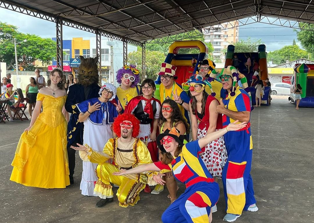 Carnaval Infantil na tarde de domingo
