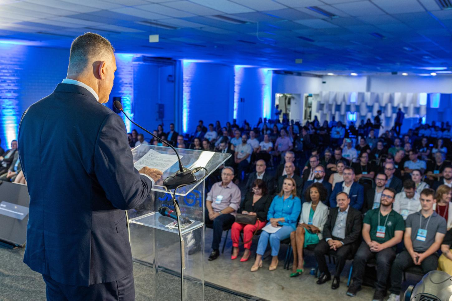 Fimec inicia sua maior edição dos últimos tempos