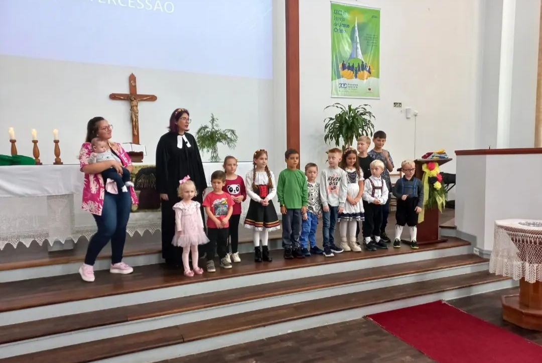 Culto Ecumênico e tradições do Kerb