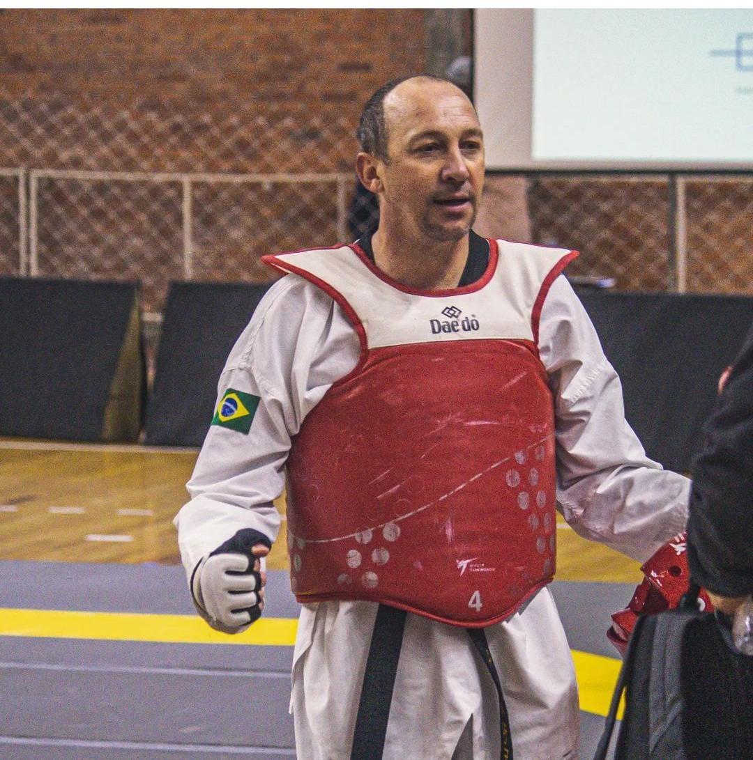 O atleta Antônio Silveira desiste da aposentadoria e retoma foco nas competições