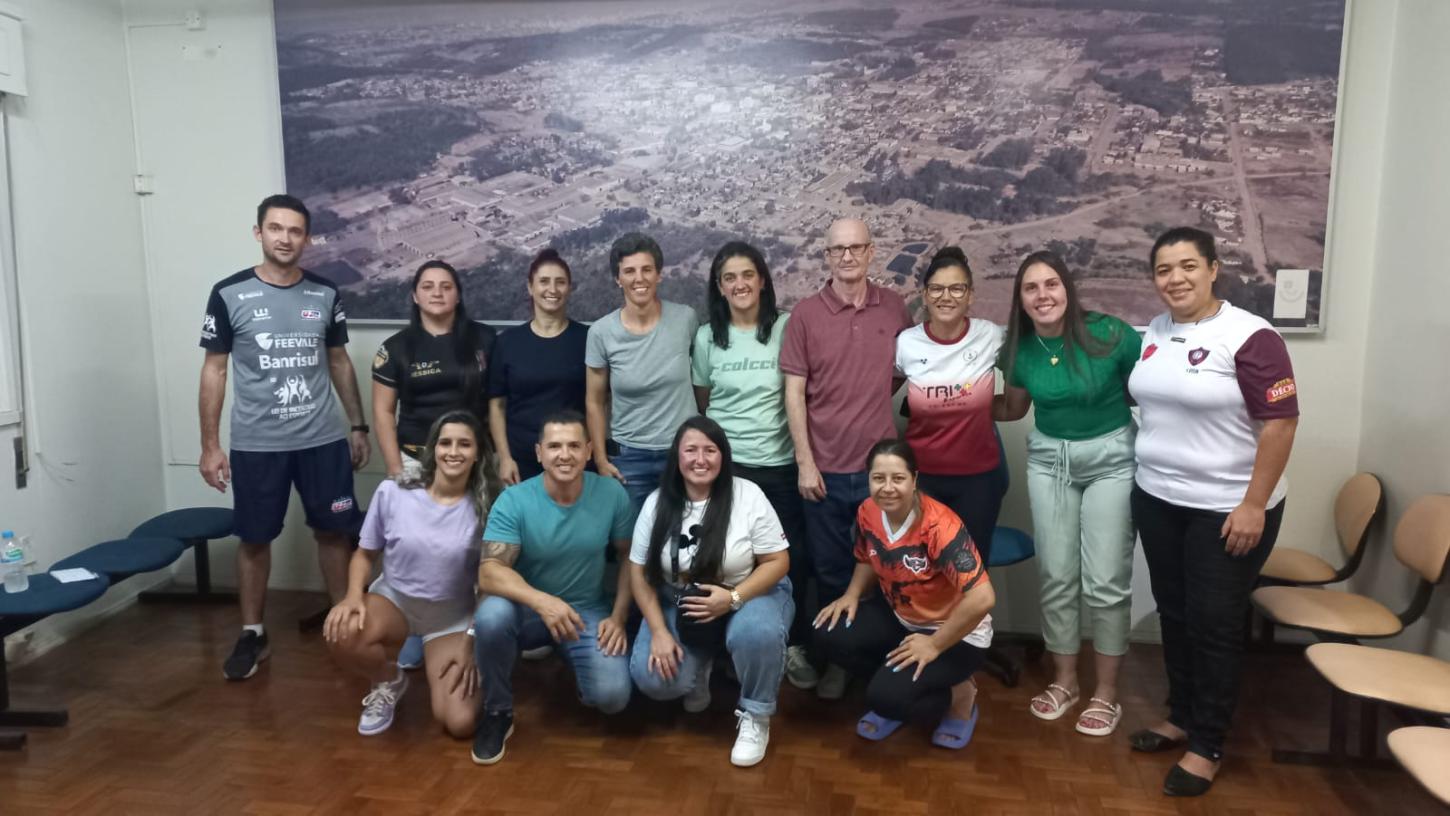 Serão 16 equipes no Aberto de Futsal Feminino 2024