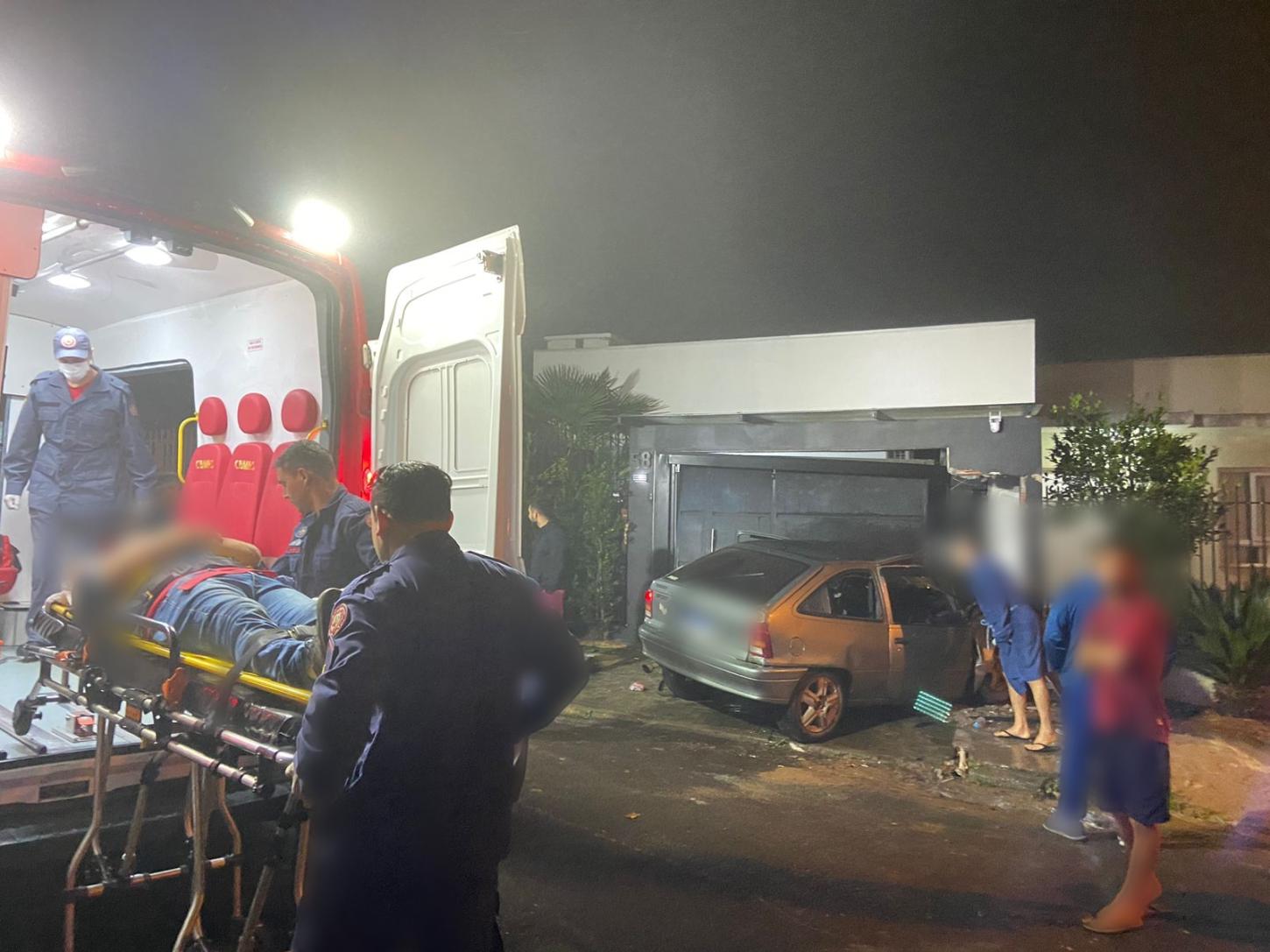 Acidente na madrugada deixa um ferido no bairro Campo Grande