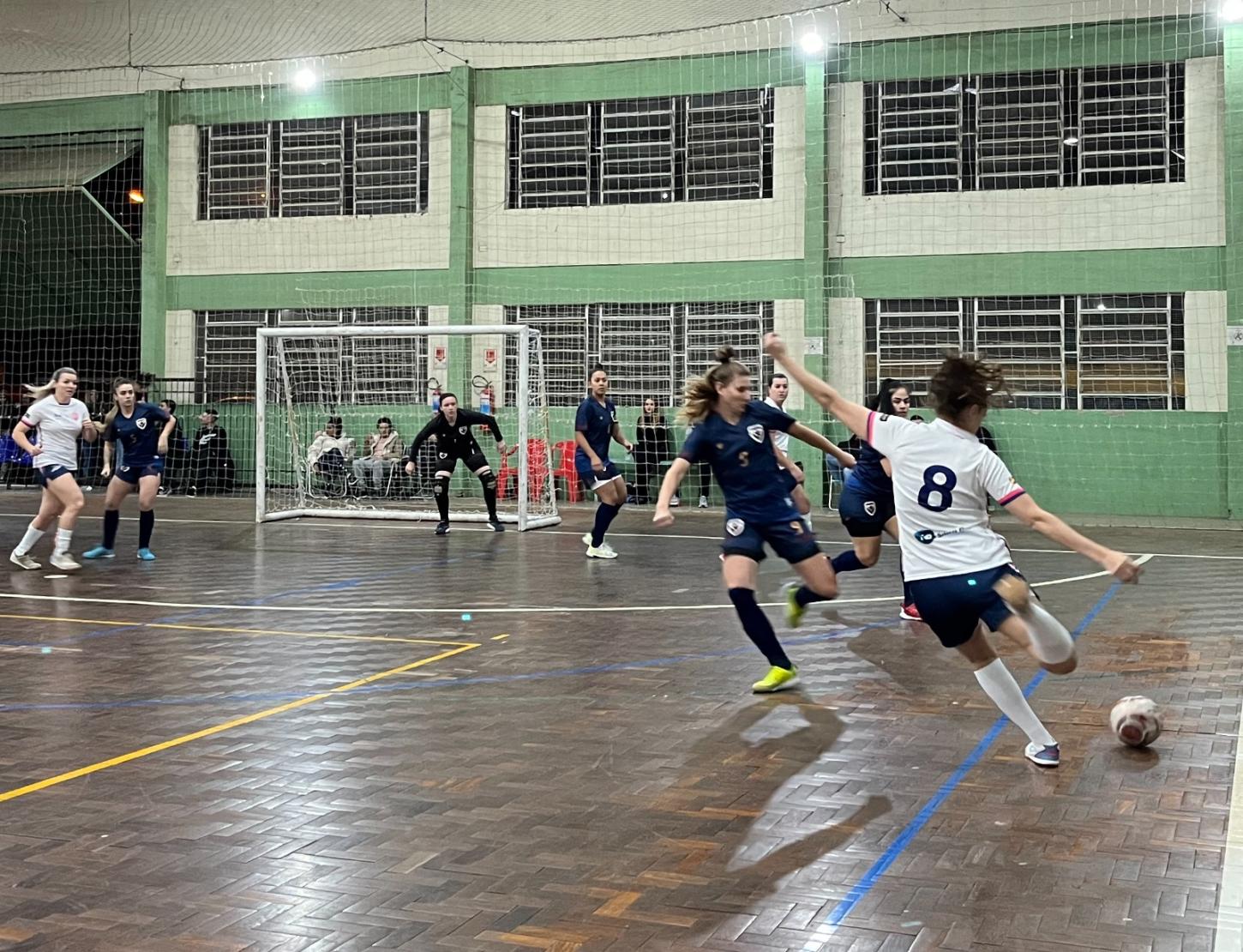 Alcatéia e PFC disputam título do Futsal Feminino
