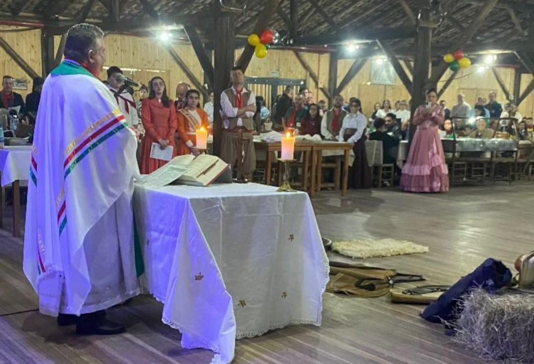 Domingueira de comemoração dos 54 anos do CTG Gaudérios da Saudade