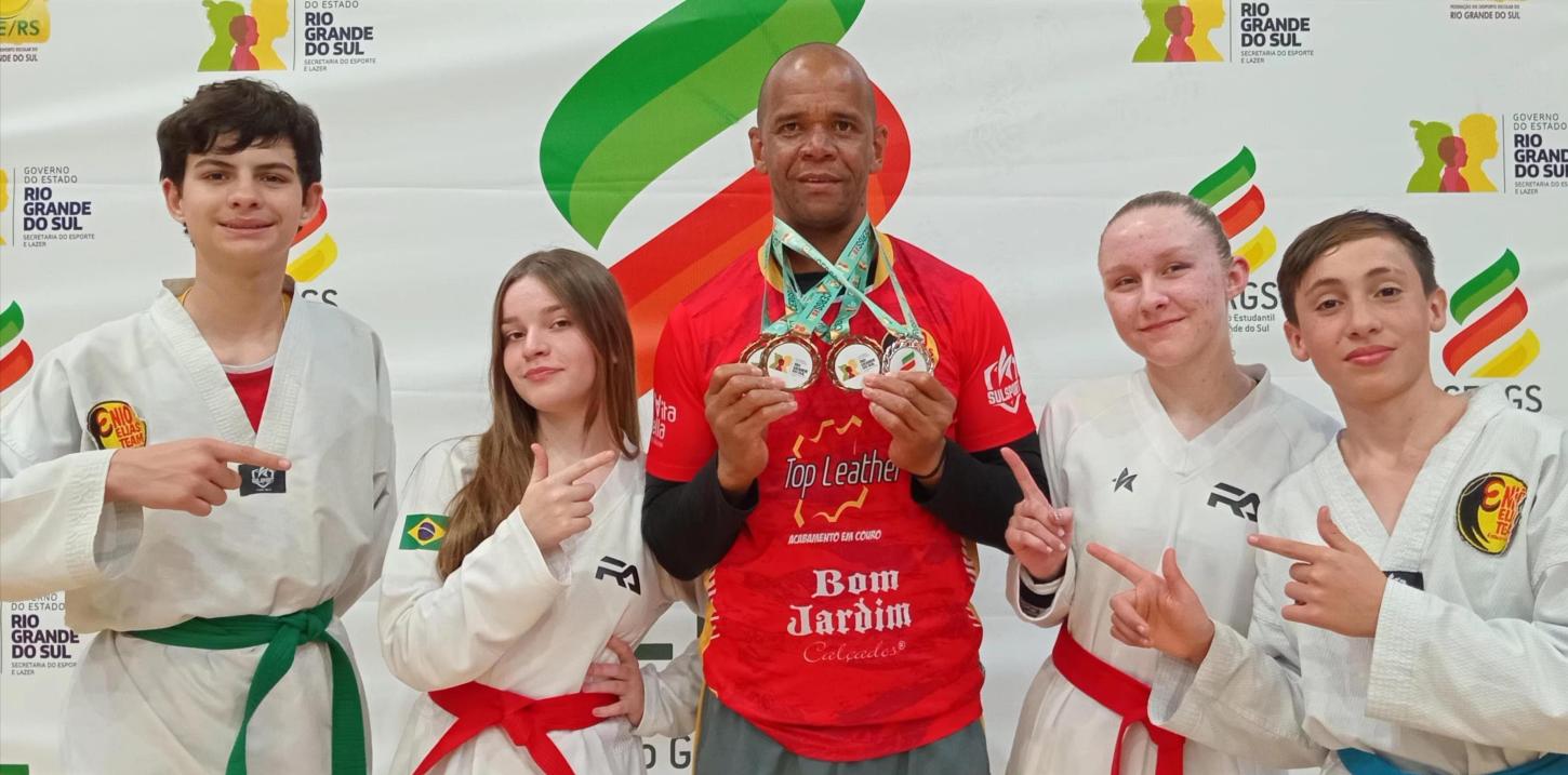 Taekwondo se destaca no CERGS Esteio