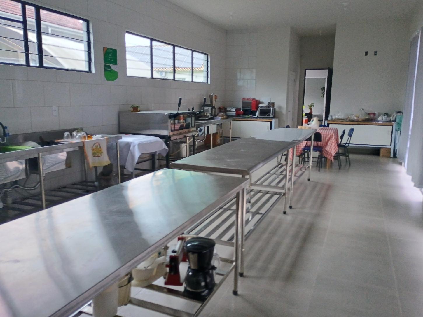 Cáritas Pastoral de Estância Velha inaugura a Cozinha Solidária