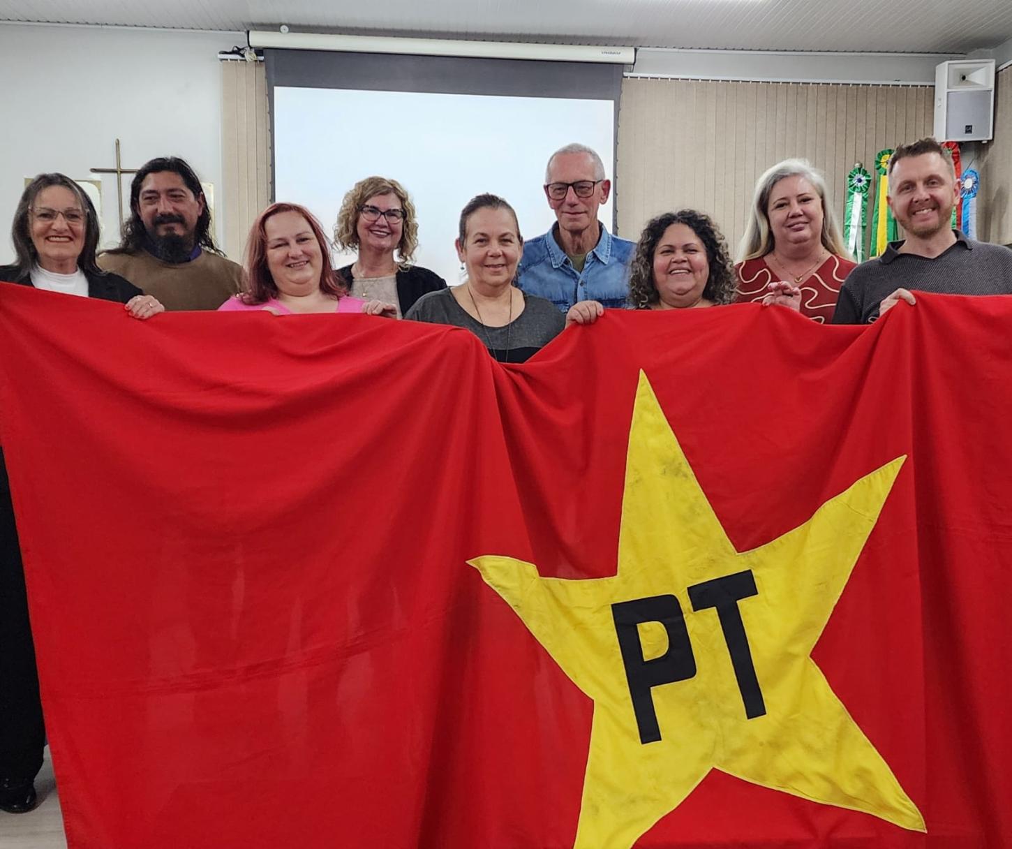 Convenção do PT define Rosane Nascimento pré-candidata à prefeita e Márcia Raminson pré-candidata à vice