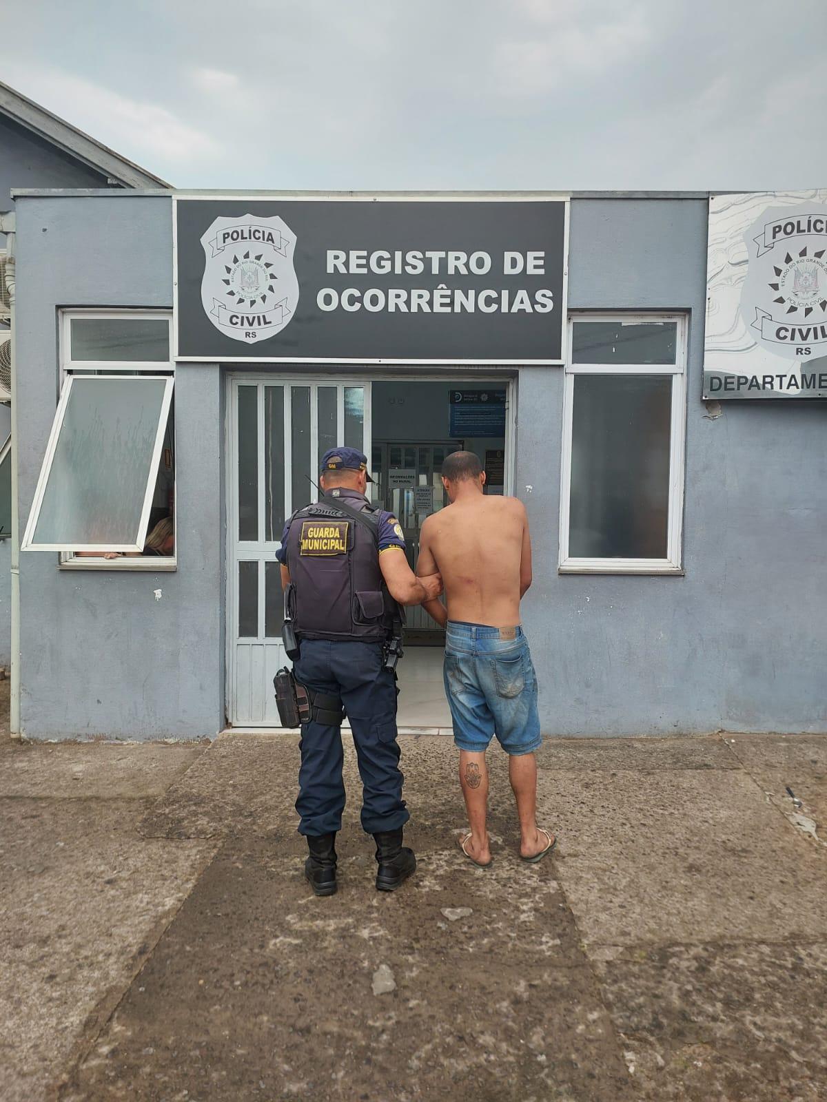 Guarda Municipal prende por furto no Centro