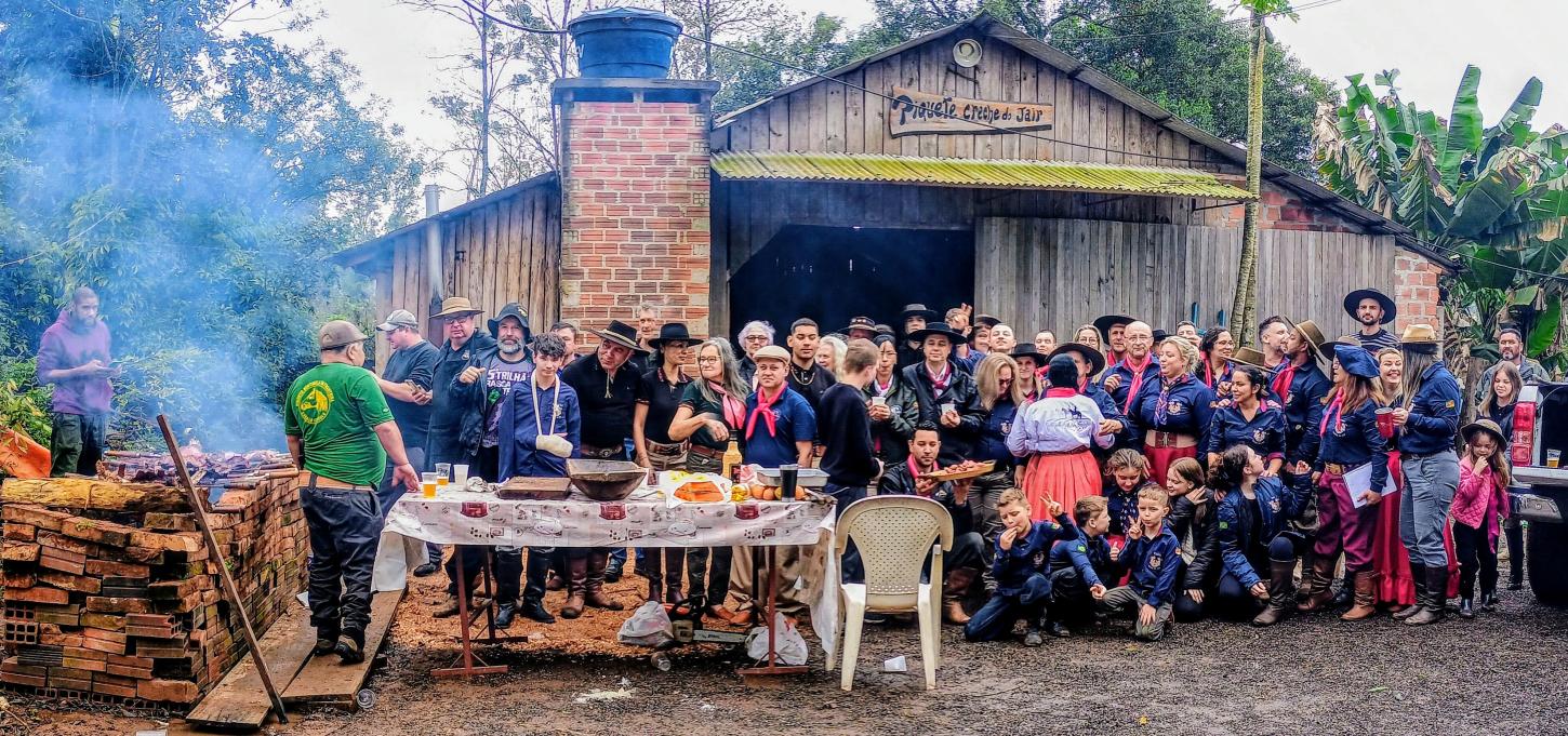 Piquete Creche do Jair: tradicionalismo, cultura gaúcha, ambiente familiar e hospedeiro