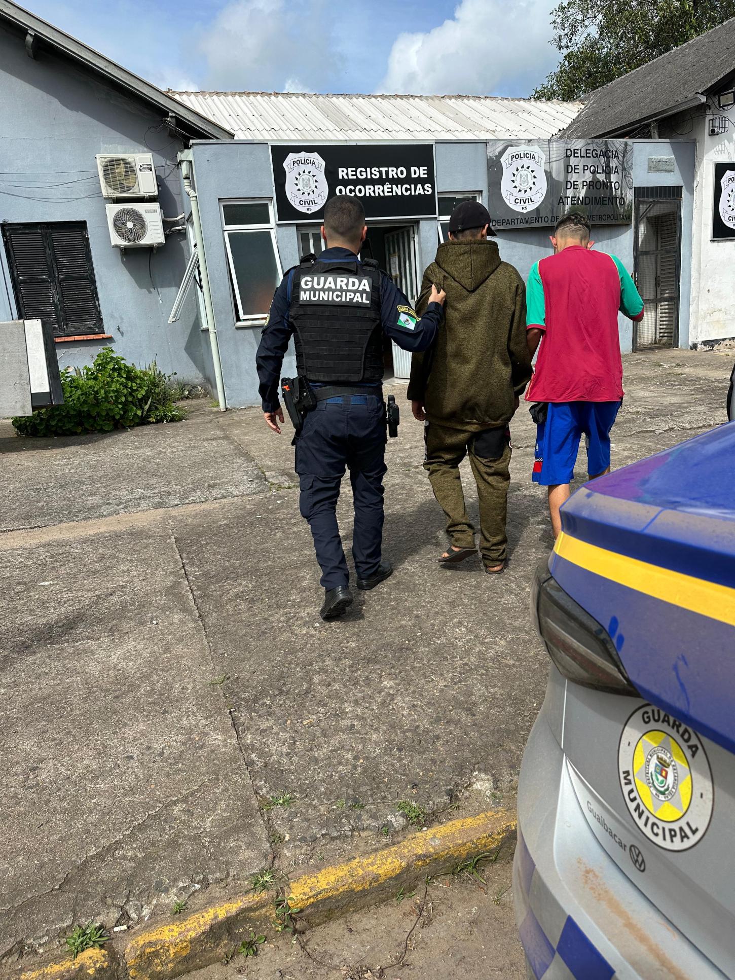Jovem de 16 anos é preso por tráfico pela Guarda Municipal