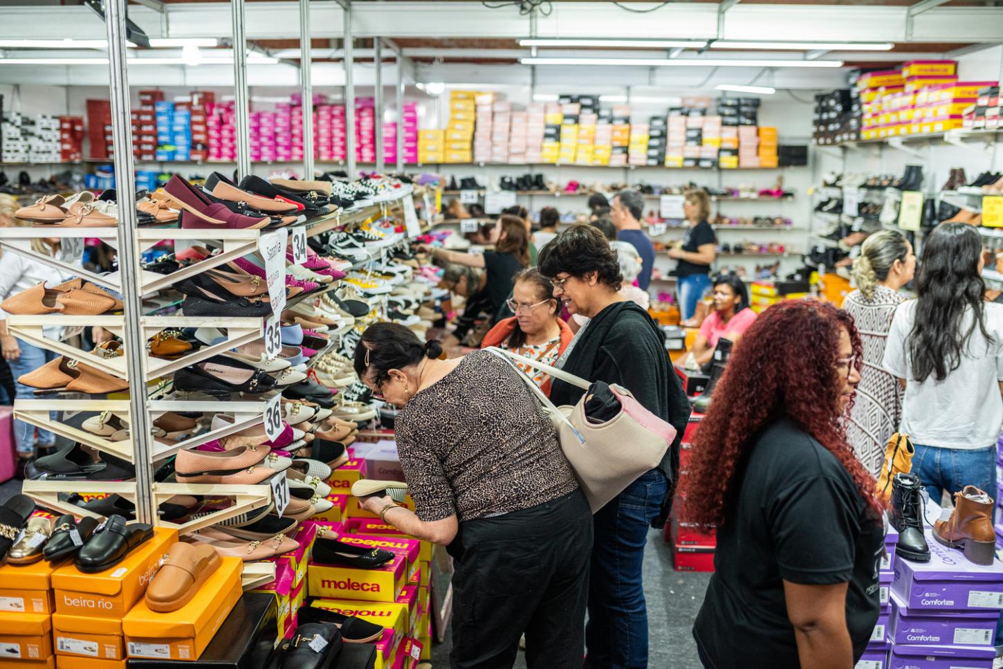 Loucura por Sapatos e Festival de Cervejas Artesanais iniciam nesta quinta