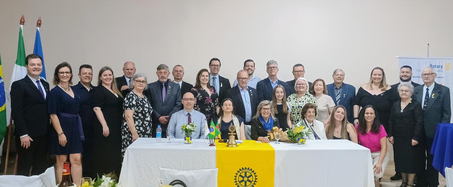 Rotary Club comemora 67 anos com visita da Governadora Distrital