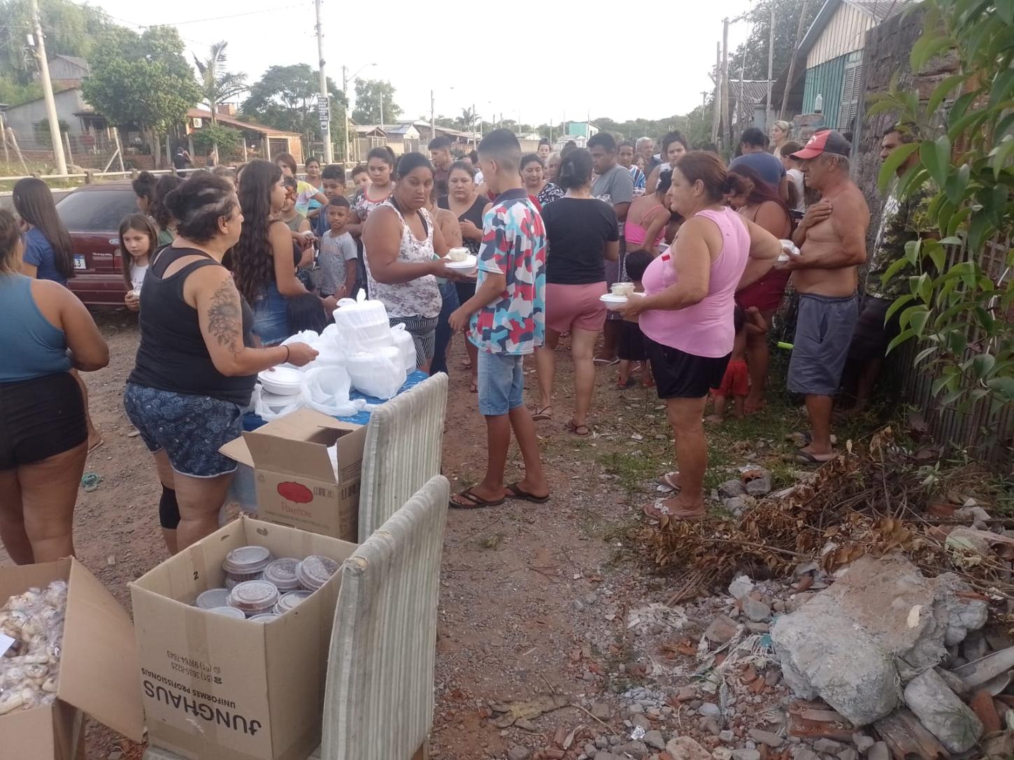 Colabore com a ação natalina dos Amigos Solidários do Galpão