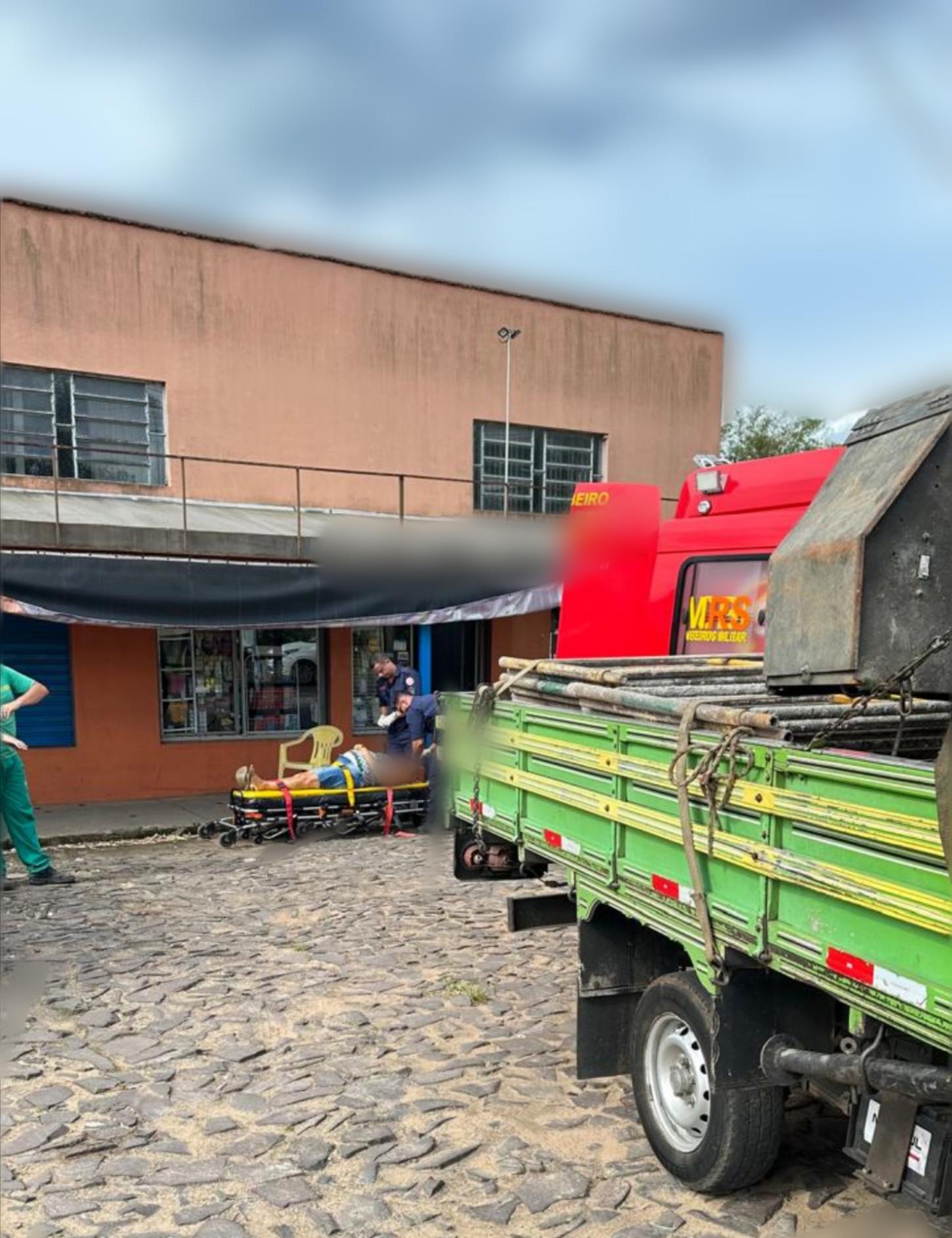 Idosa é atropelada por veículo no bairro Campo Grande