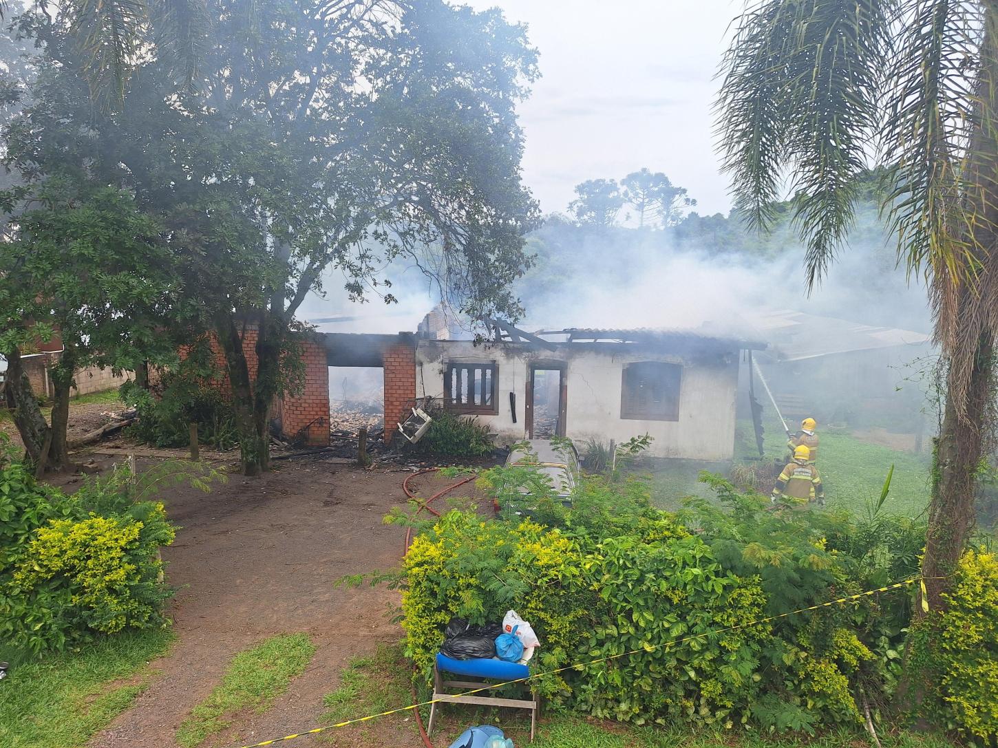 Incêndio em residência no bairro das Quintas pode ser criminoso