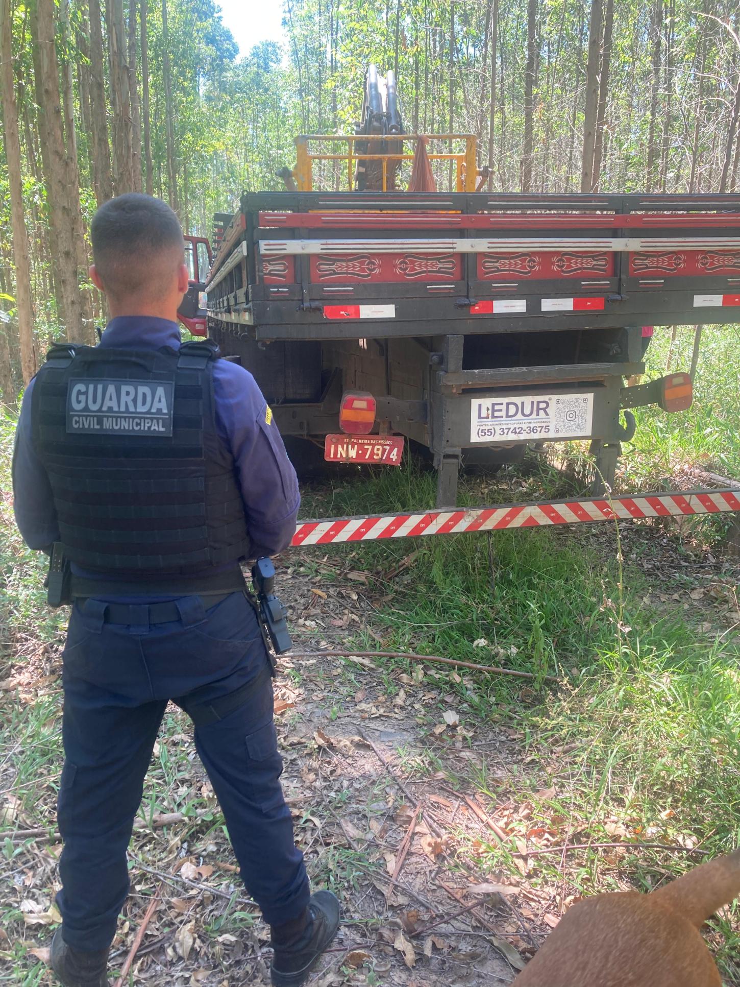 Caminhão furtado em Panambi é recuperado pela GCM de Estância Velha