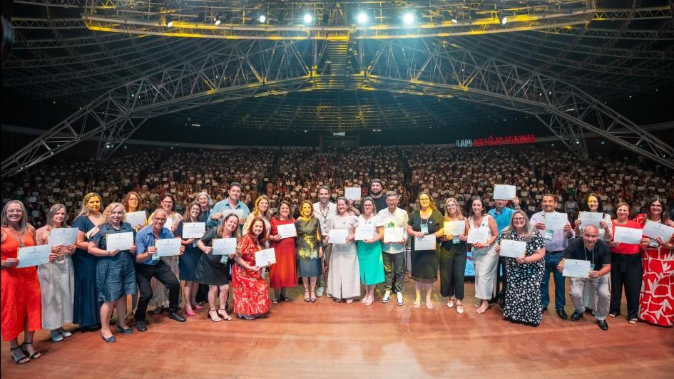 Diretores das escolas estaduais de EV empossados em Porto Alegre