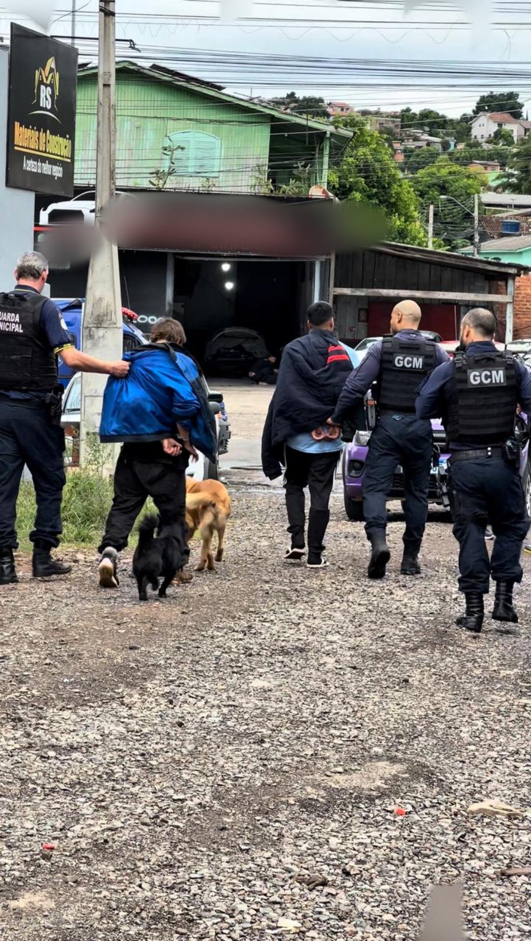 RECAPTURA DE FORAGIDO E PRISÃO EM FLAGRANTE DURANTE OPERAÇÃO ÁGUIA 2
