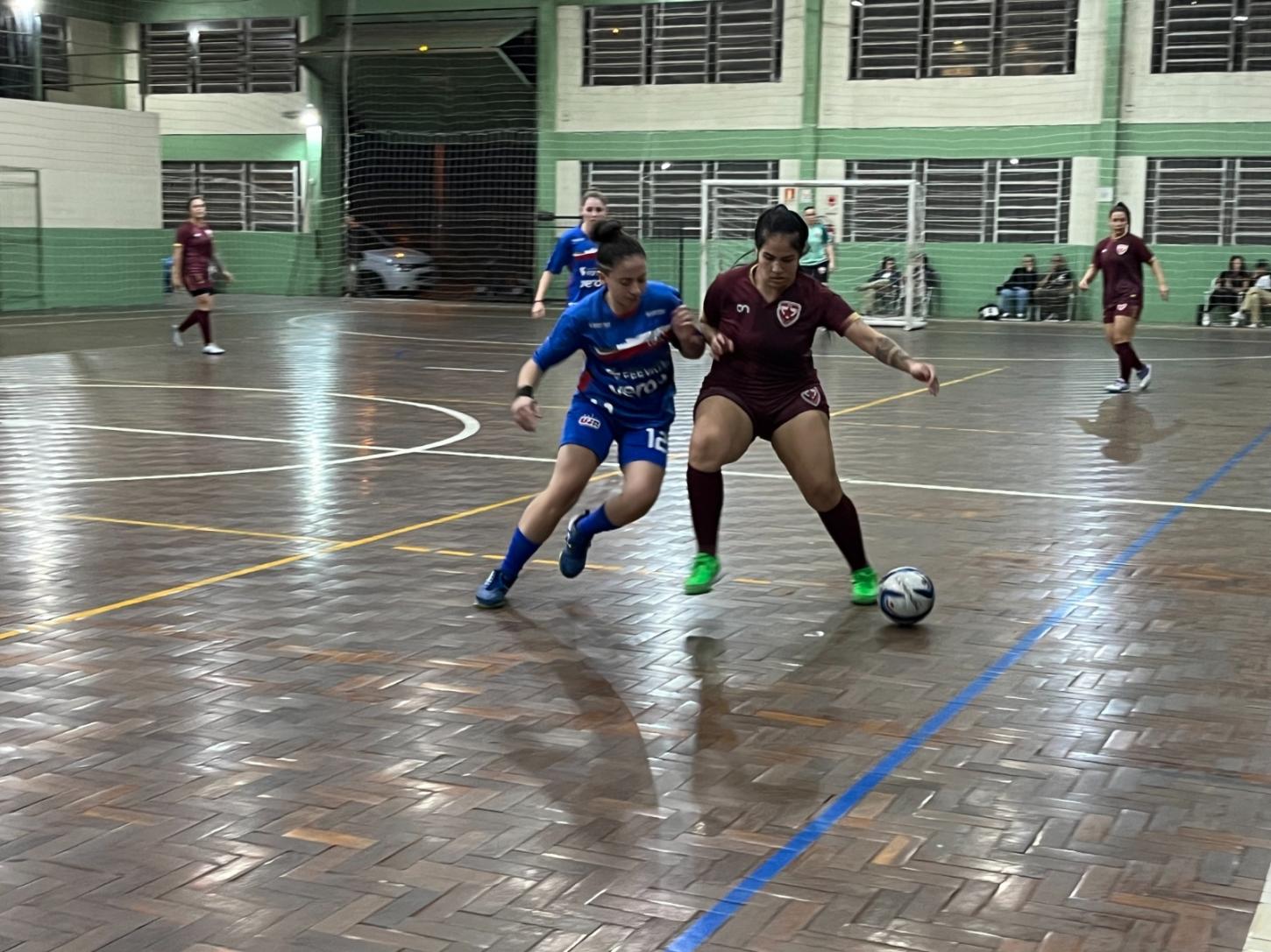 Aberto de Futsal Feminino define oitavas de final