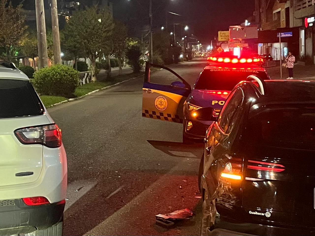 GCM DETÉM HOMEM POR EMBRIAGUEZ AO VOLANTE APÓS ACIDENTE