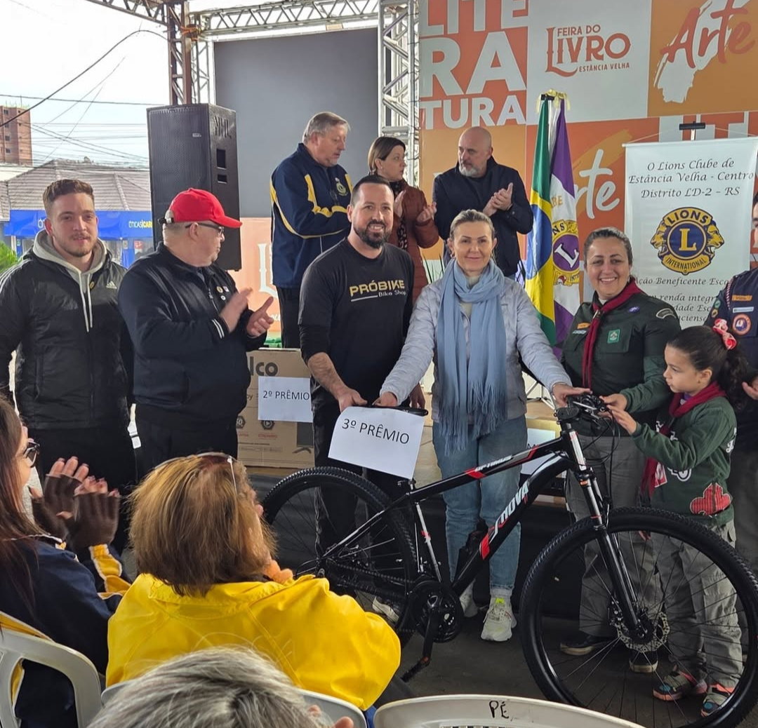 Lions Clube Estância Velha entrega prêmios da Rifa Beneficente e repassa R$136 mil ao município