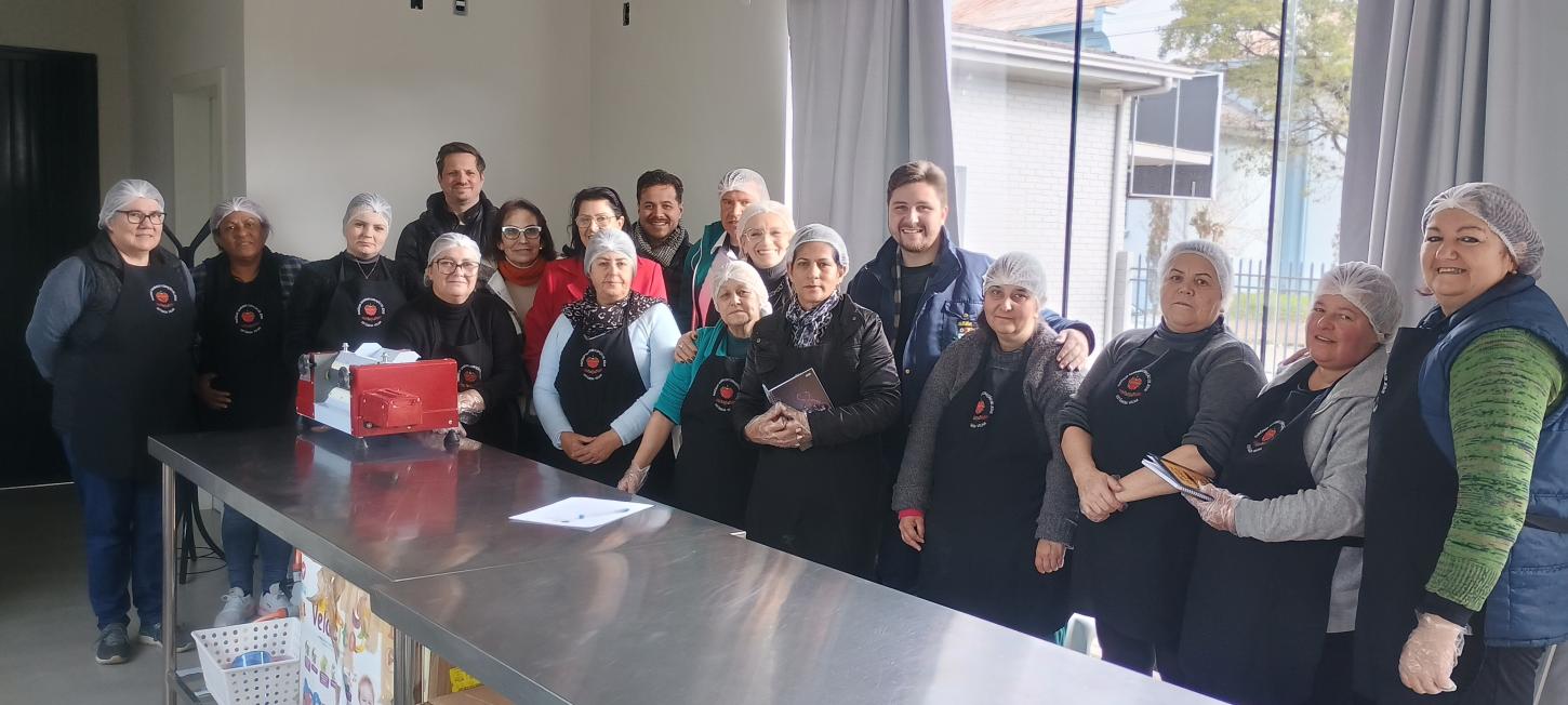 Cozinha Solidária Cáritas realiza Oficina de Pães com pacientes do CAPS