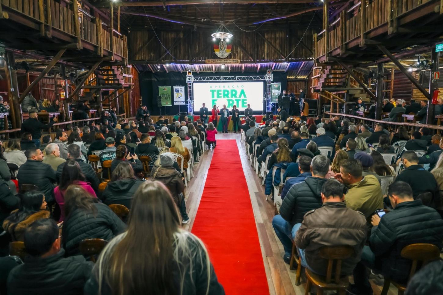 Estância Velha divulga o Programa Terra Forte aos agricultores locais