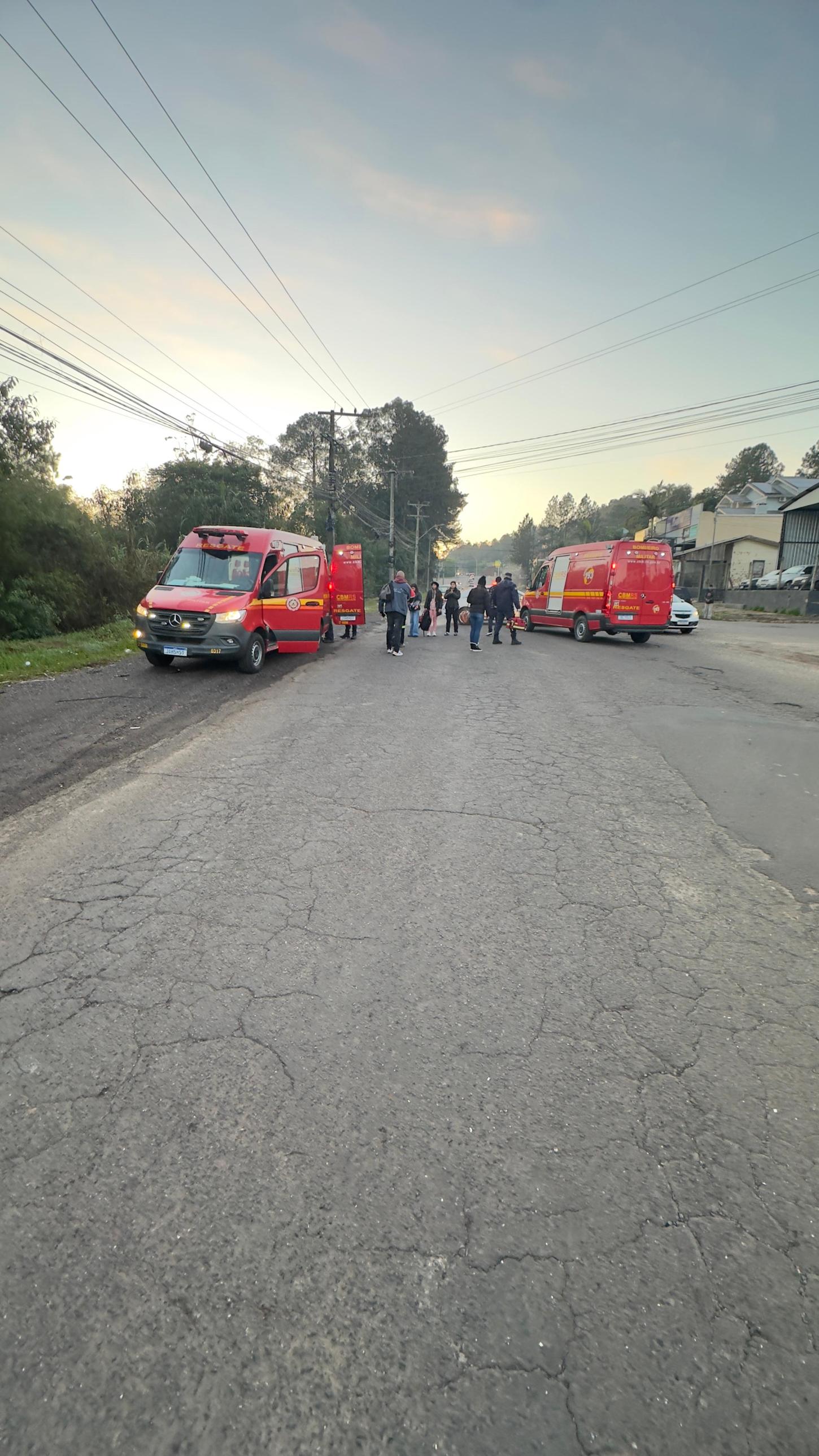 Atropelamento duplo na rua Presidente Lucena