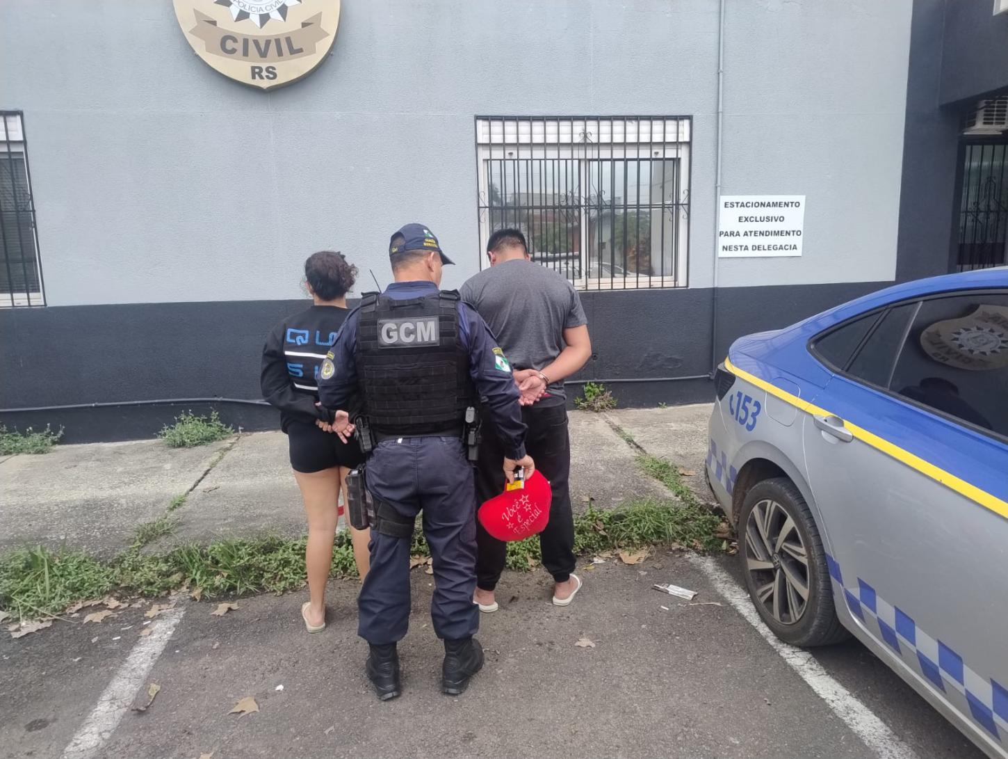 CASAL É PRESO PELA GCM POR TRÁFICO DE DROGAS