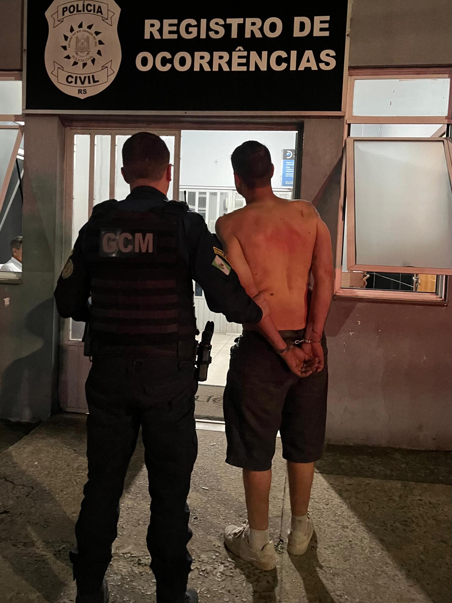 HOMEM AGRIDE E ROUBA ADOLESCENTE, E É PRESO PELA GCM