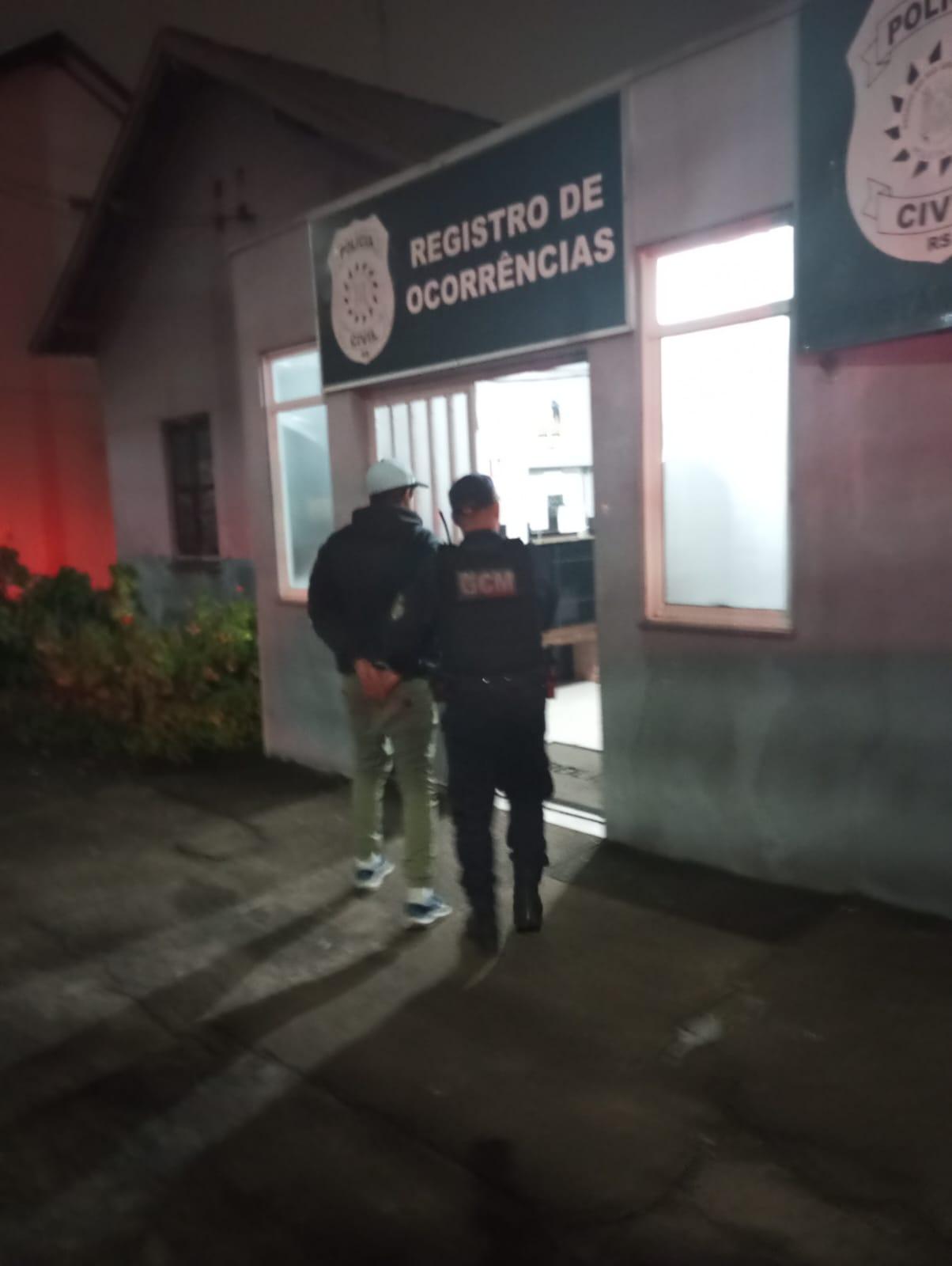 MAIS UM FORAGIDO POR TRÁFICO É CAPTURADO PELA GCM