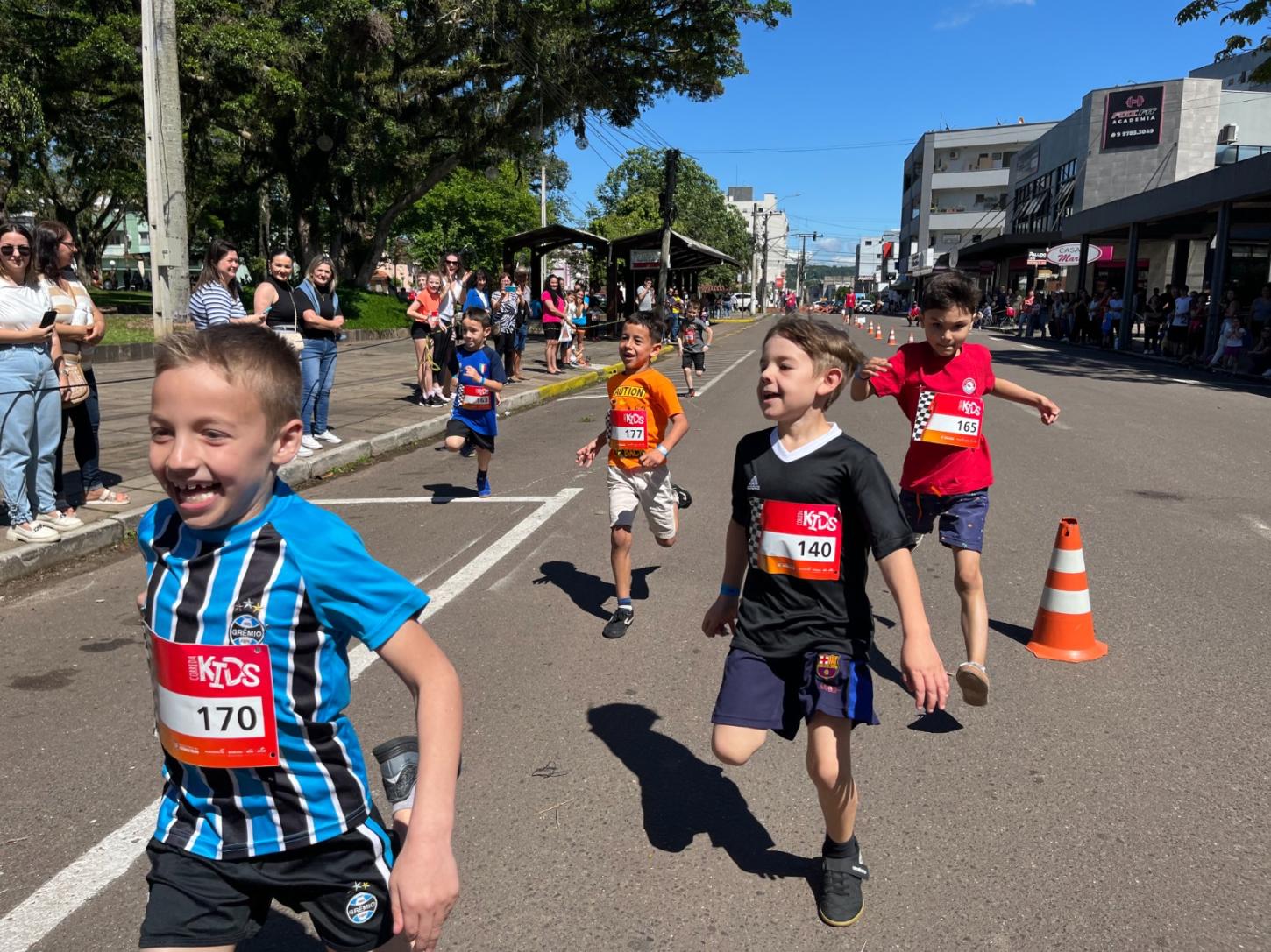 Com inscrições esgotadas, Corrida Kids celebra a criançada neste domingo