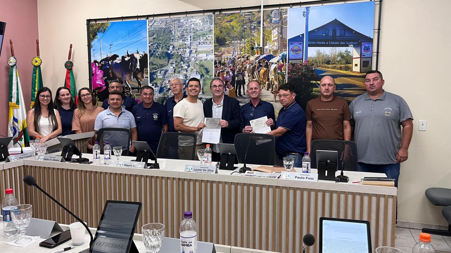 Araricá faz homenagem à estancienses pela composição de hino