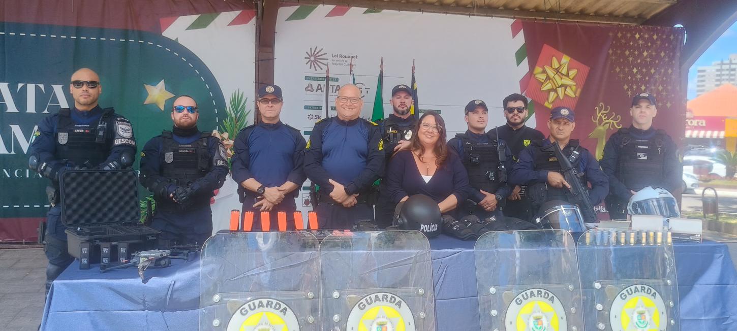 Estância Velha lança operação Comércio Mais Seguro e entrega novas viaturas e equipamentos à GCM