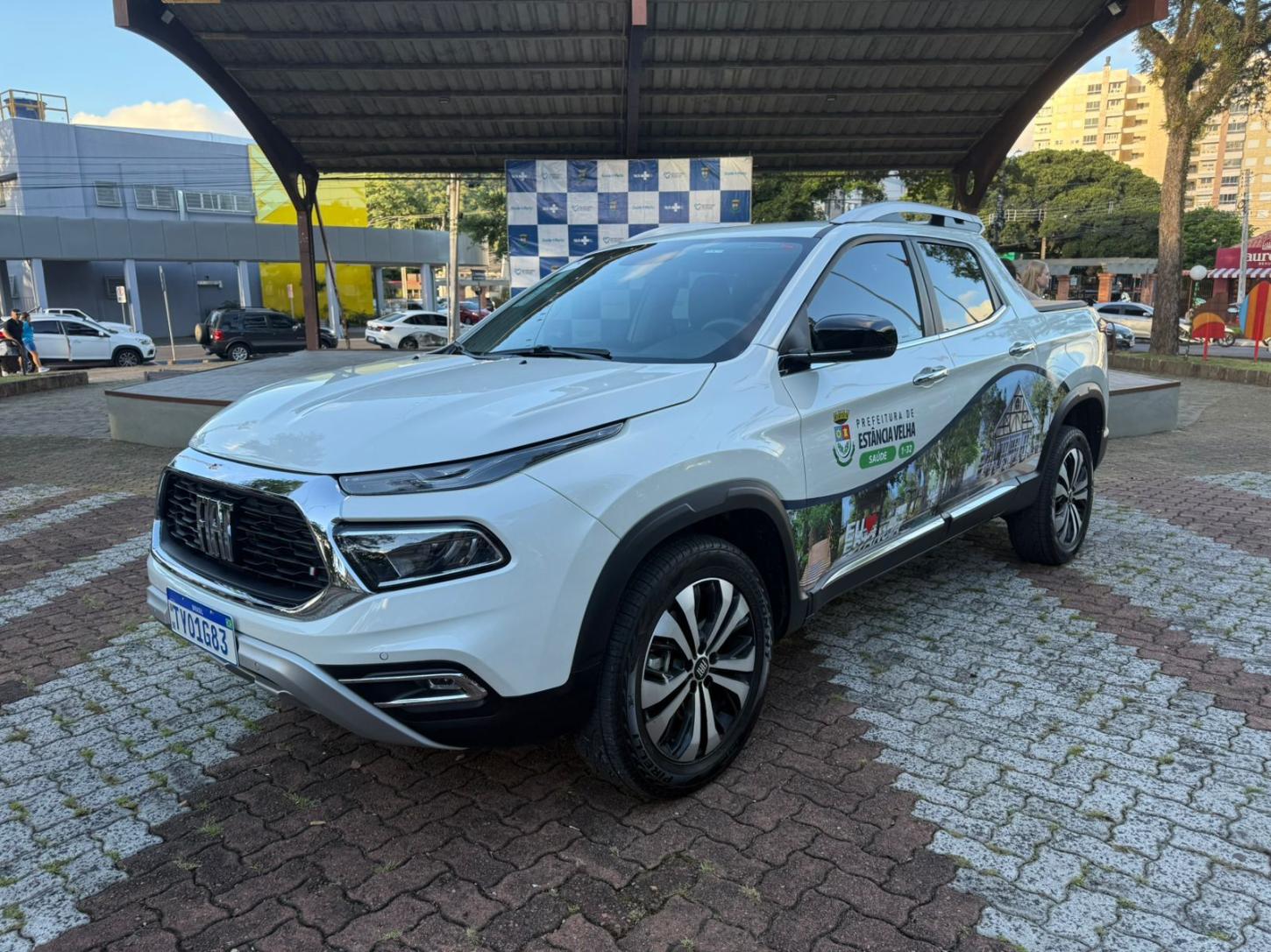 Entrega de novo veículo fortalece as ações da Saúde em Estância Velha