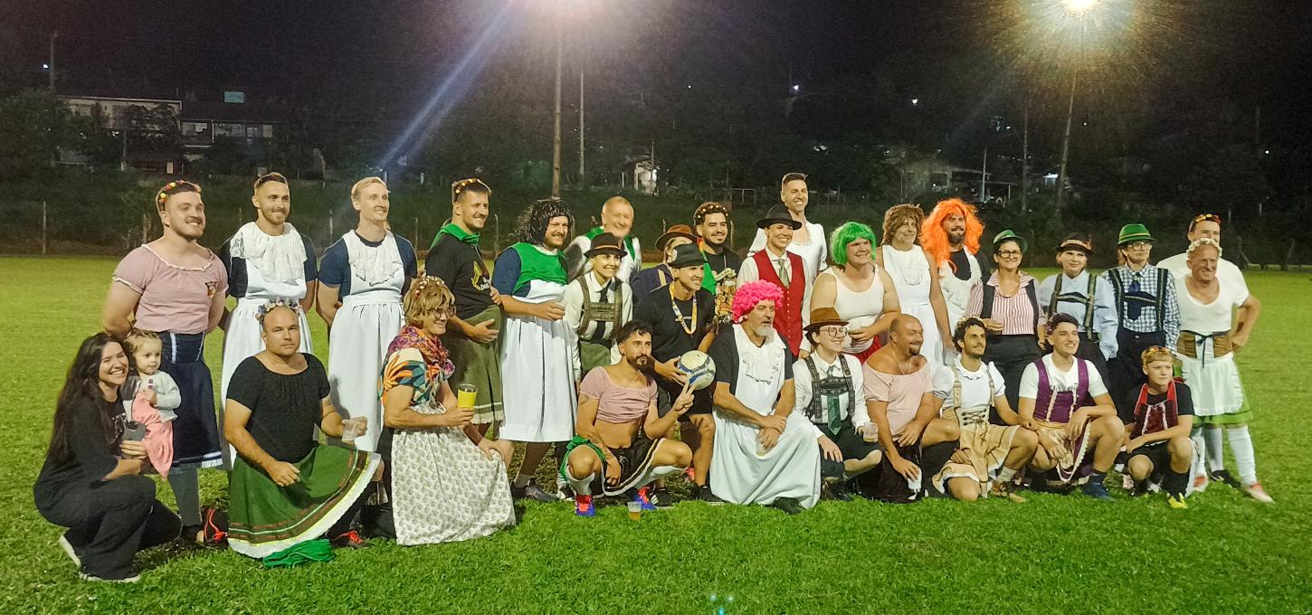 Jogo Invertido Fritz x Frida diverte Pré-Kerb do Flor da Rosa