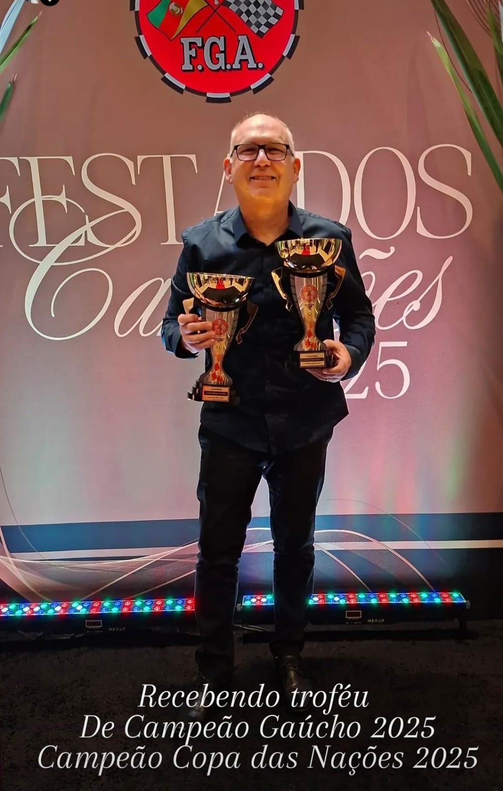 Piloto Marcelo Vieira, de Estância Velha, recebe reconhecimento da Federação Gaúcha de Automobilismo 