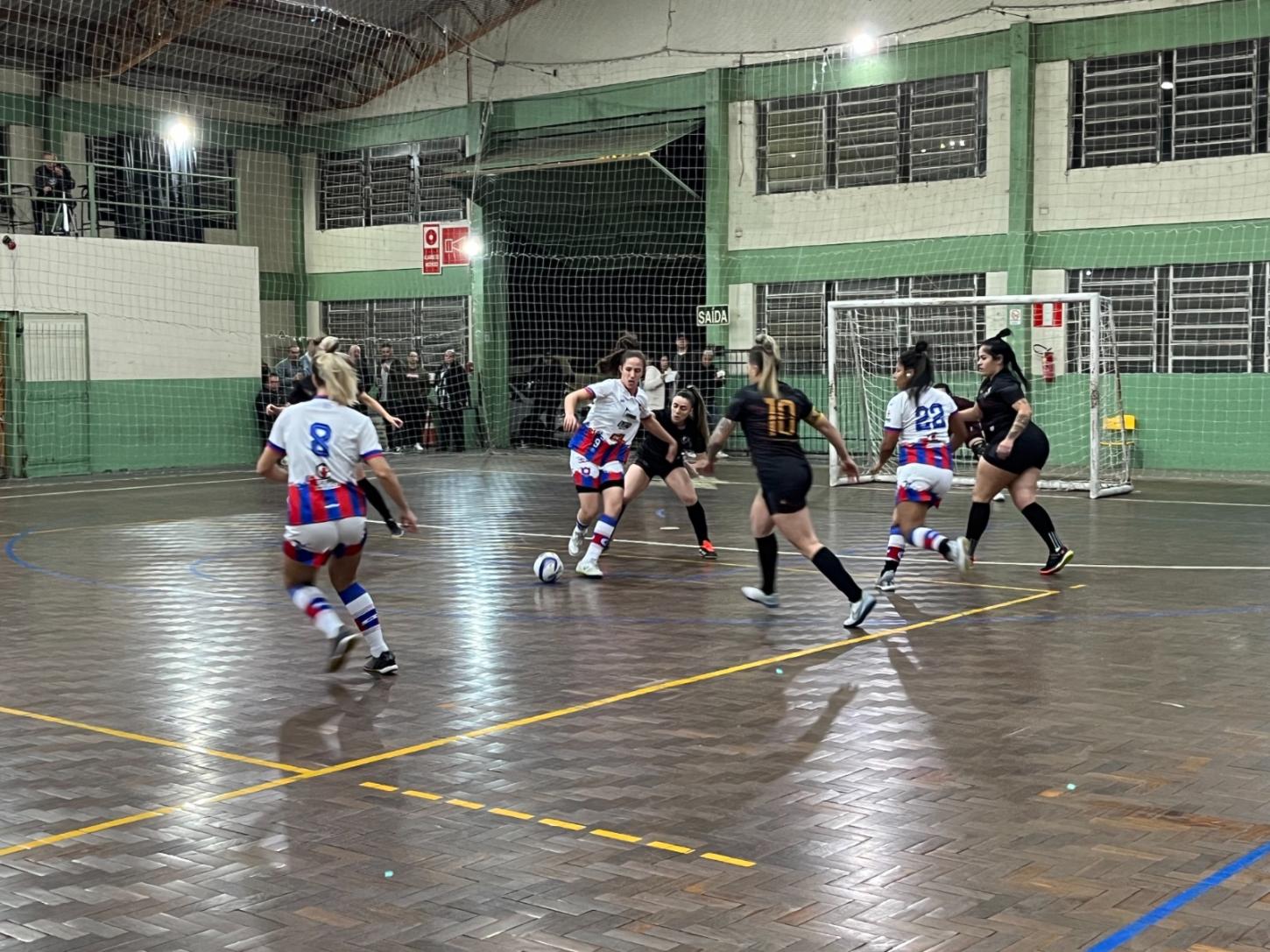 Nesta sexta tem oitavas de final do Aberto de Futsal Feminino